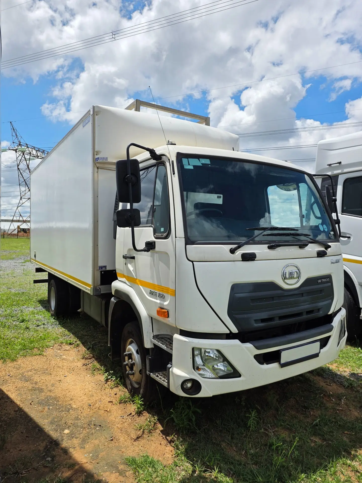 2024 UD Kuzer RKE 150 Panel Van - Front View