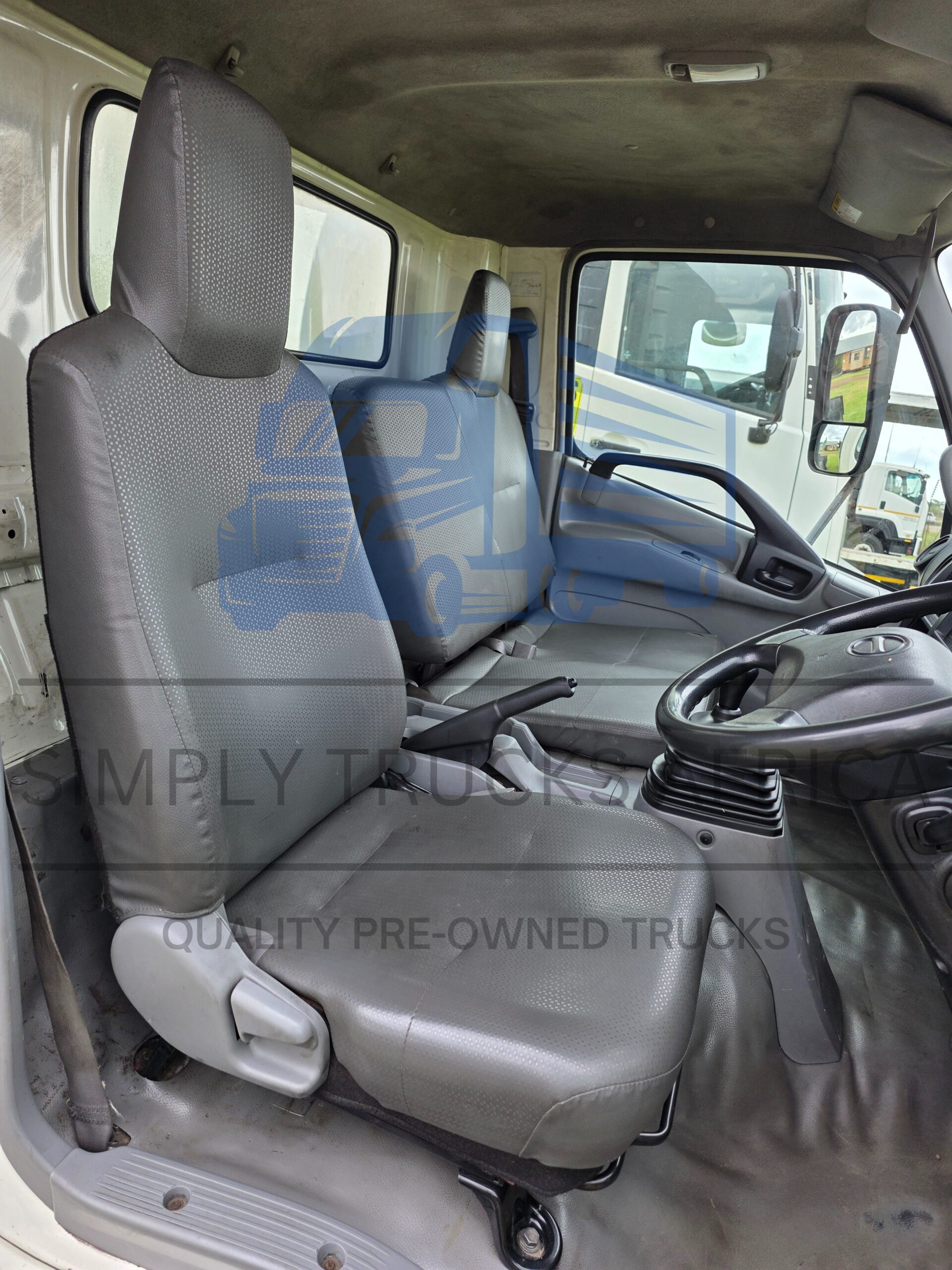 2017 Hino 300 915 Tautliner Body - Interior