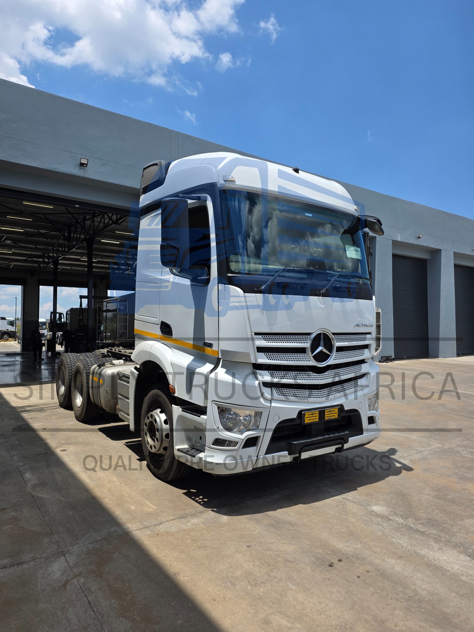 2021 Mercedes-Benz Actros 2652 Pure 6x4 Truck Tractor - Front view