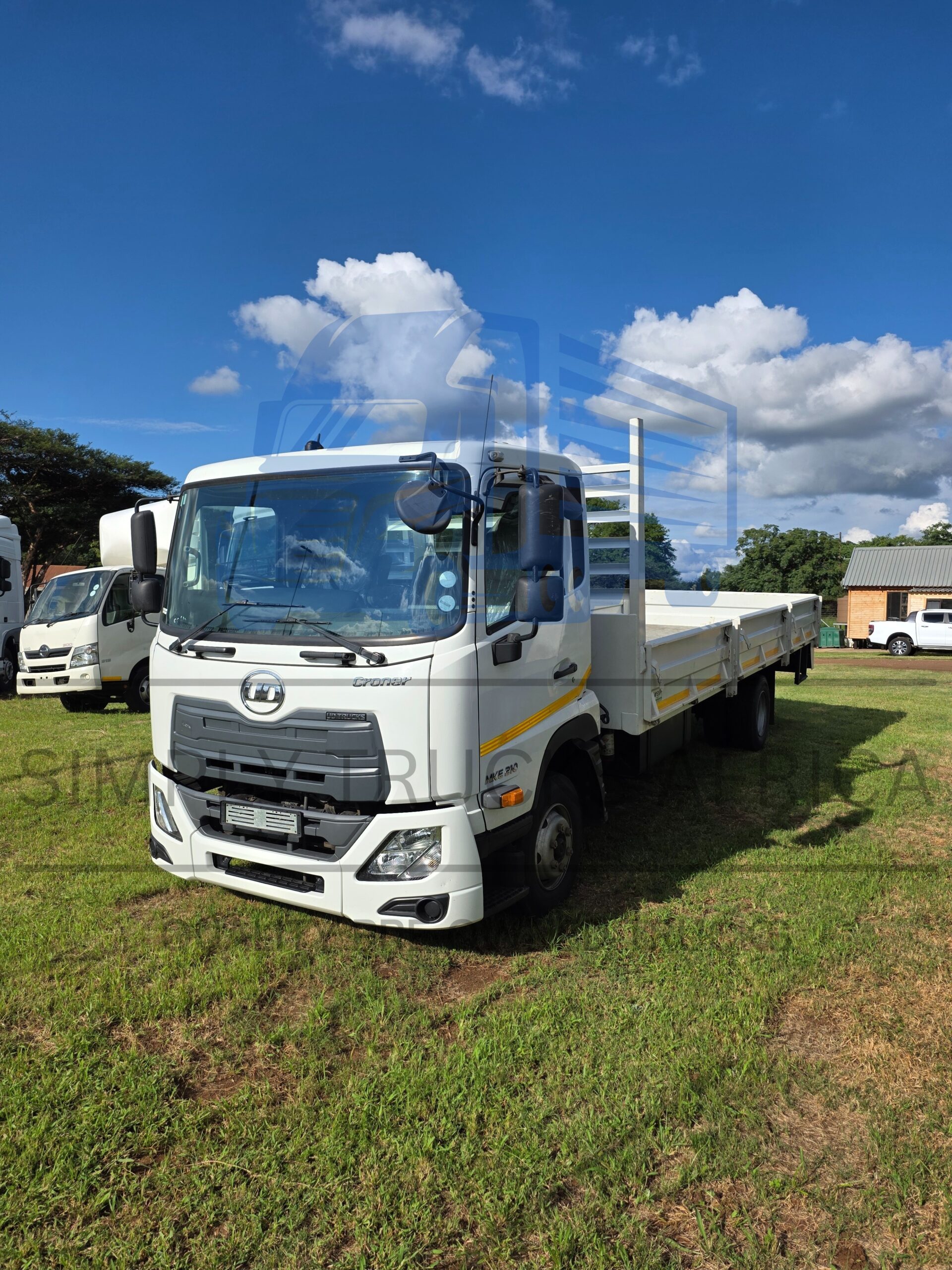 2025 UD Croner MKE 210 Dropside Body - Front view