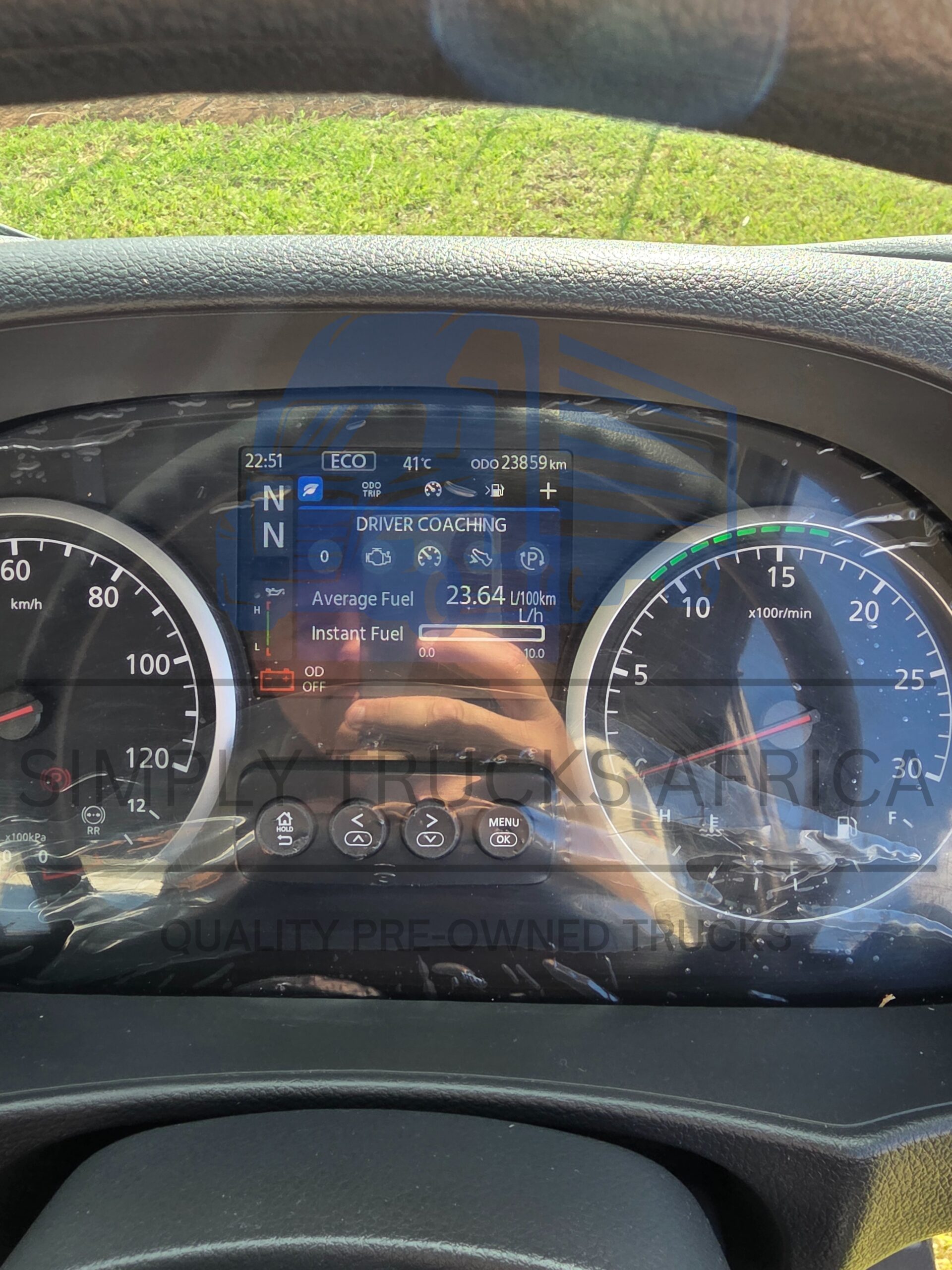 2025 UD Croner MKE 210 Dropside Body - Dashboard