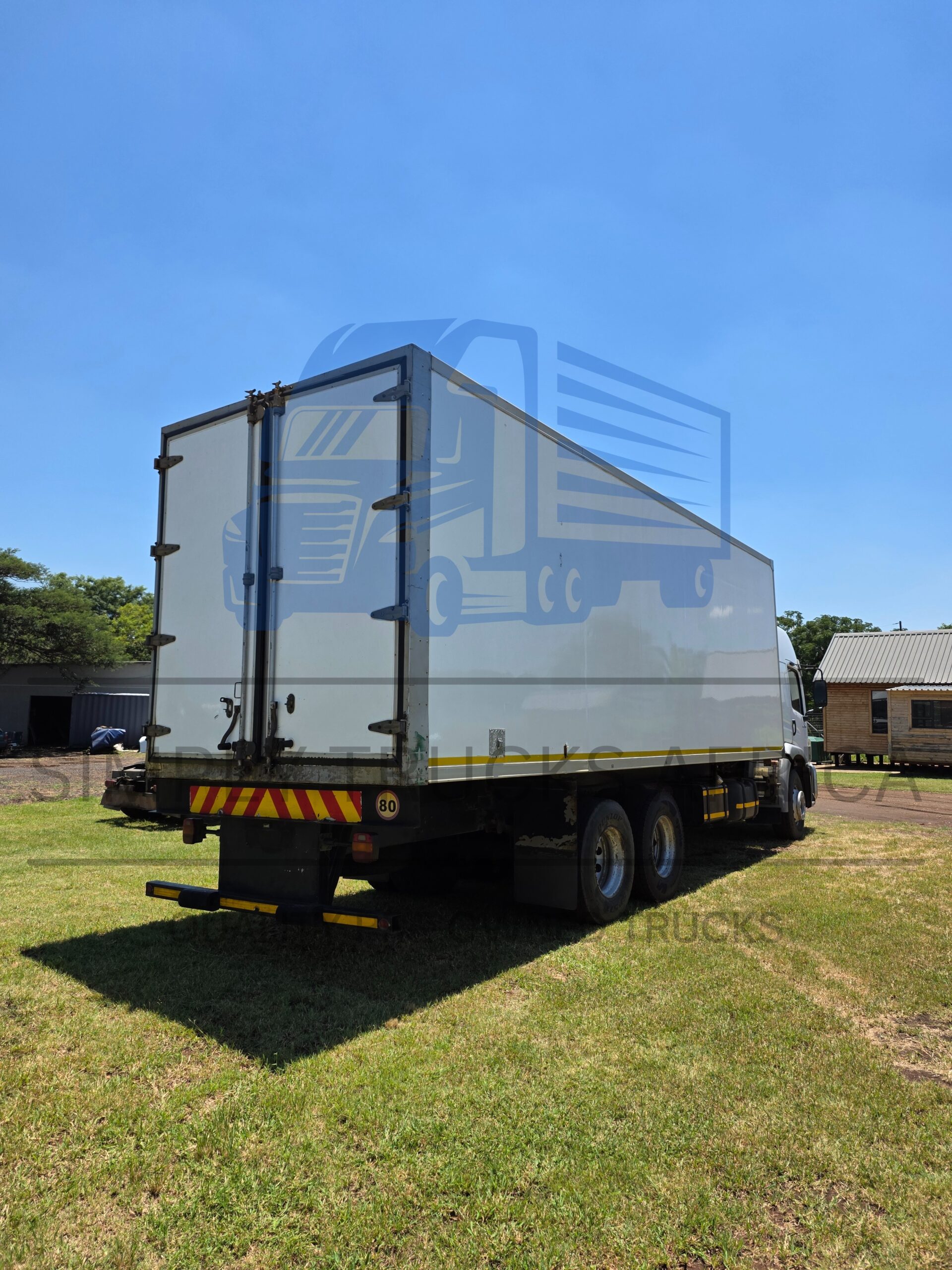 2012 VW Constellation 24-250 (6x2) Refrigerated Body - rear view