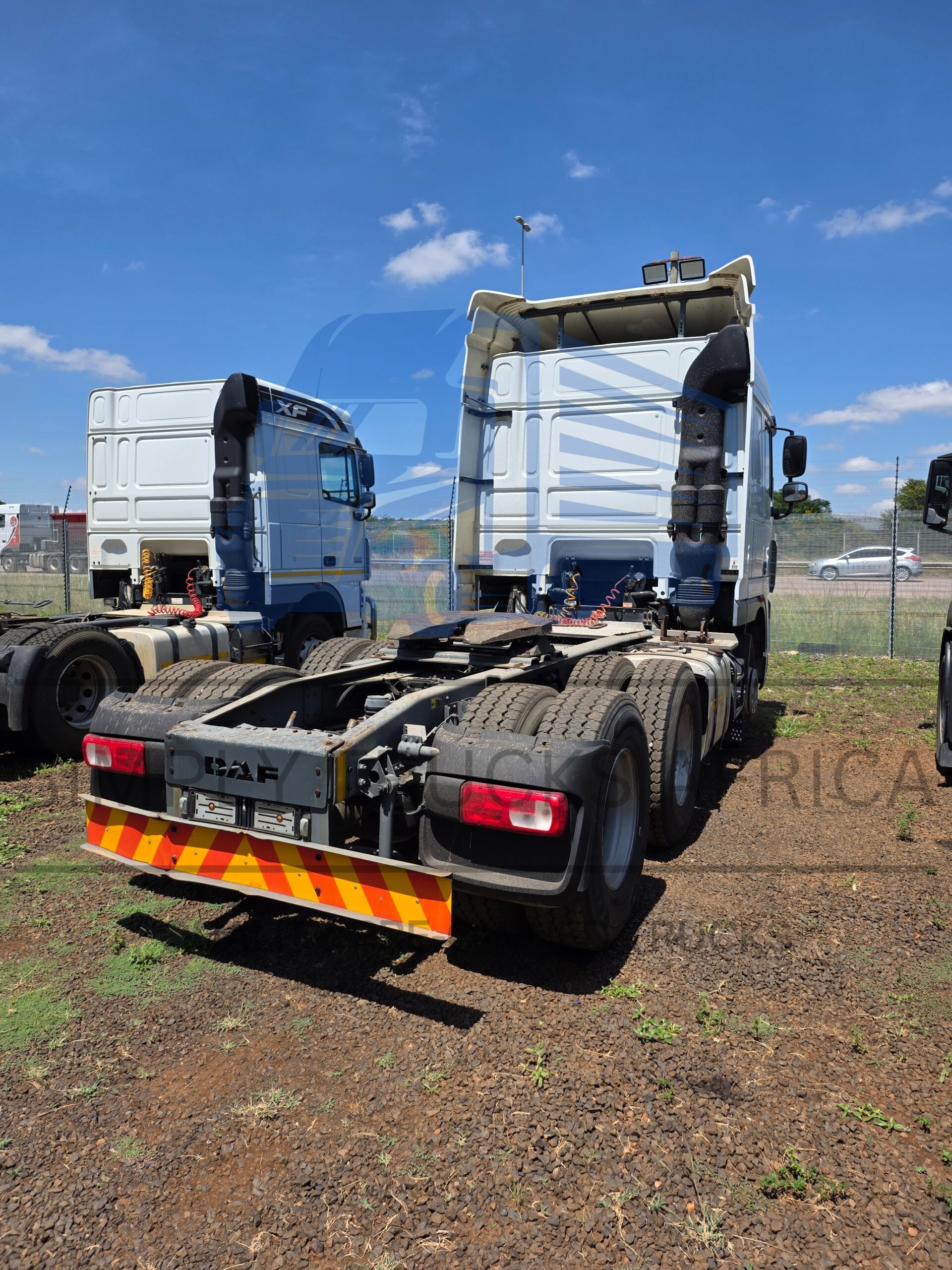 2018 DAF XF 105.460 Truck Tractor - Rear view