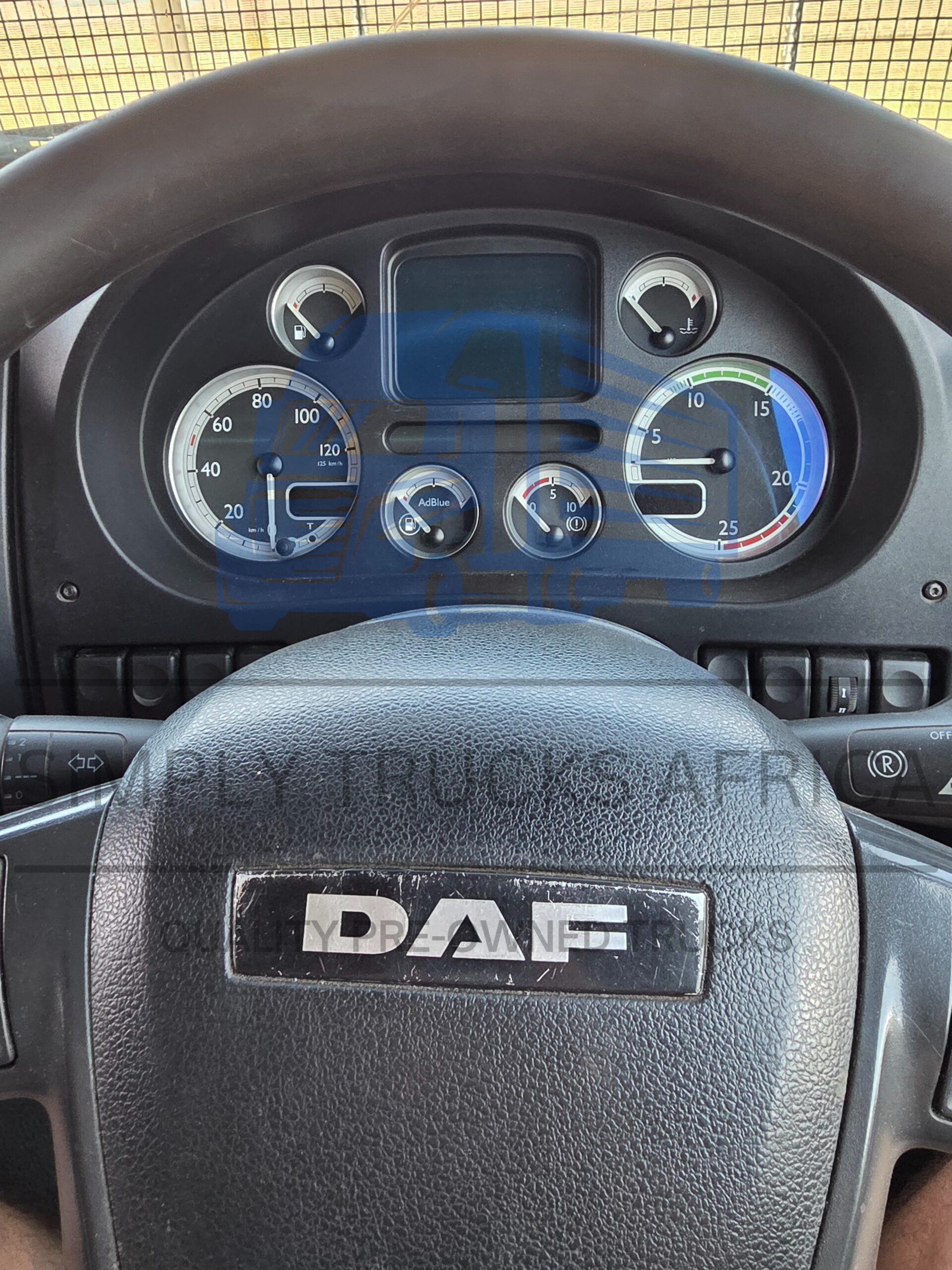2018 DAF XF 105.460 Truck Tractor - Interior