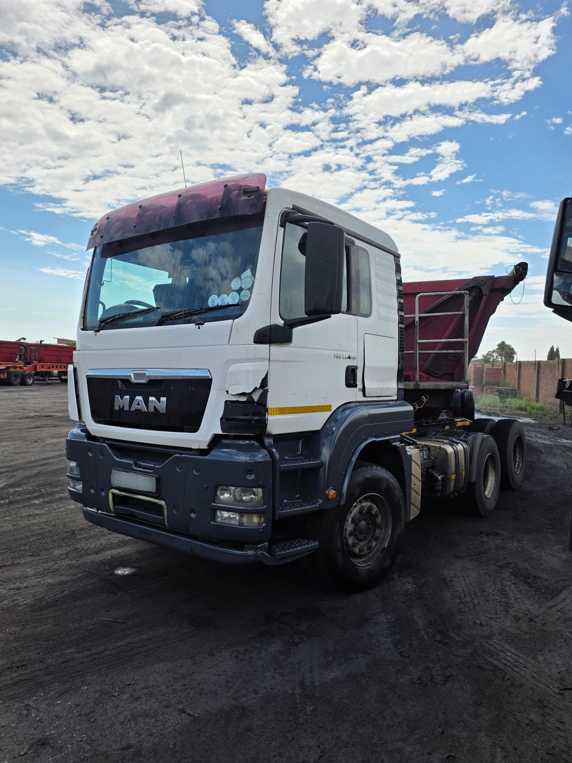 2018 MAN TGS 27.440 6x4 Truck Tractor - front view