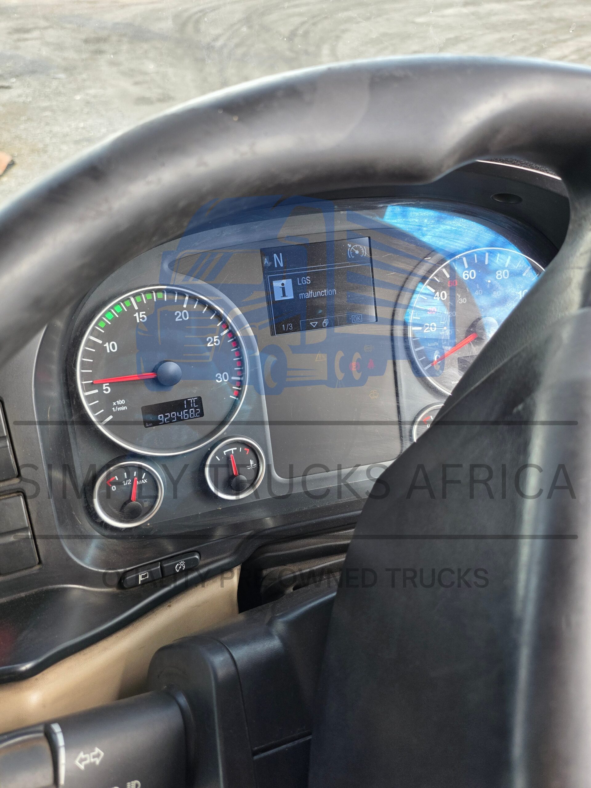 2018 MAN TGS 27.440 6x4 Truck Tractor - interior