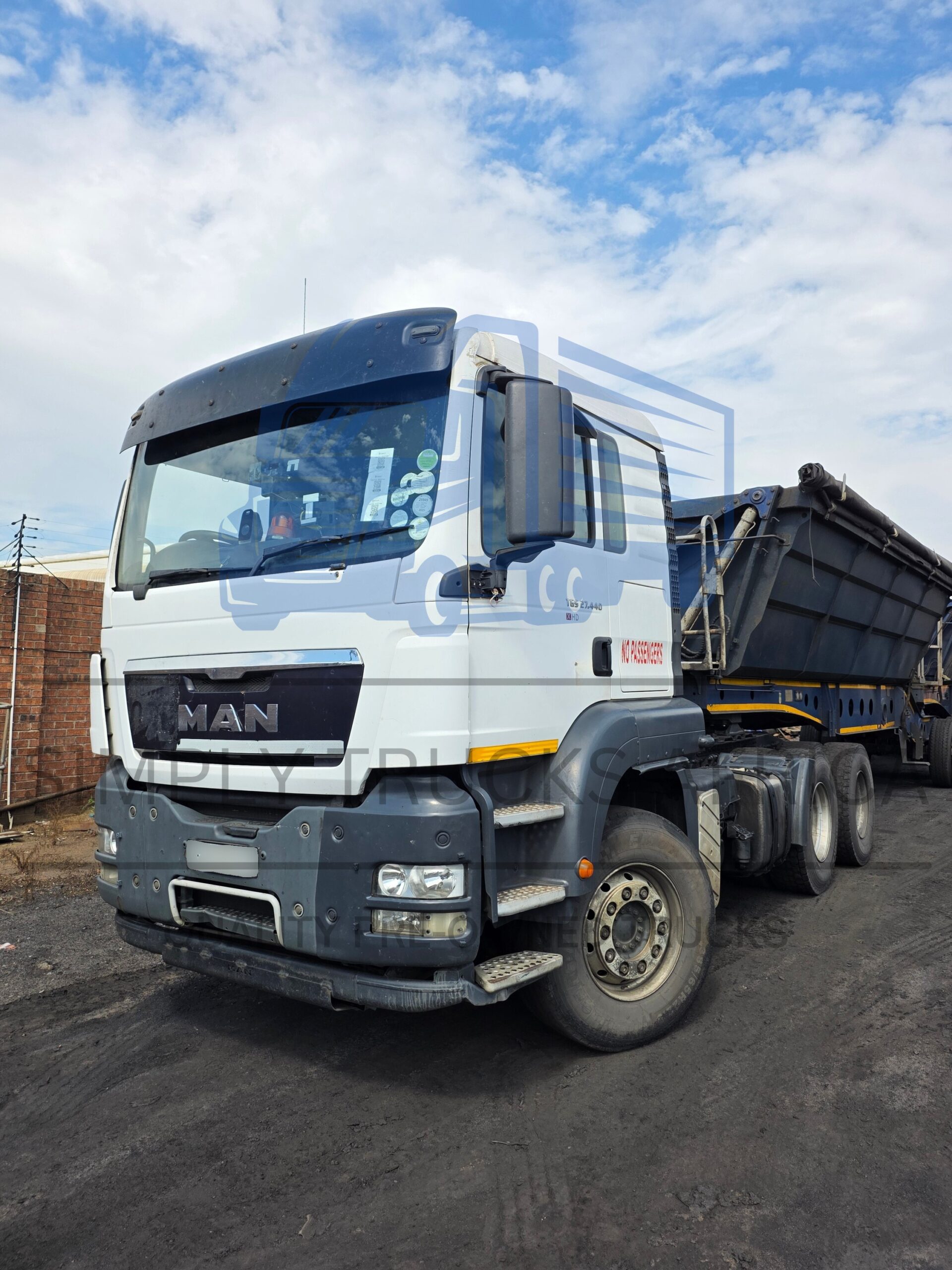 2018 MAN TGS 27.440 6x4 Truck Tractor - front view