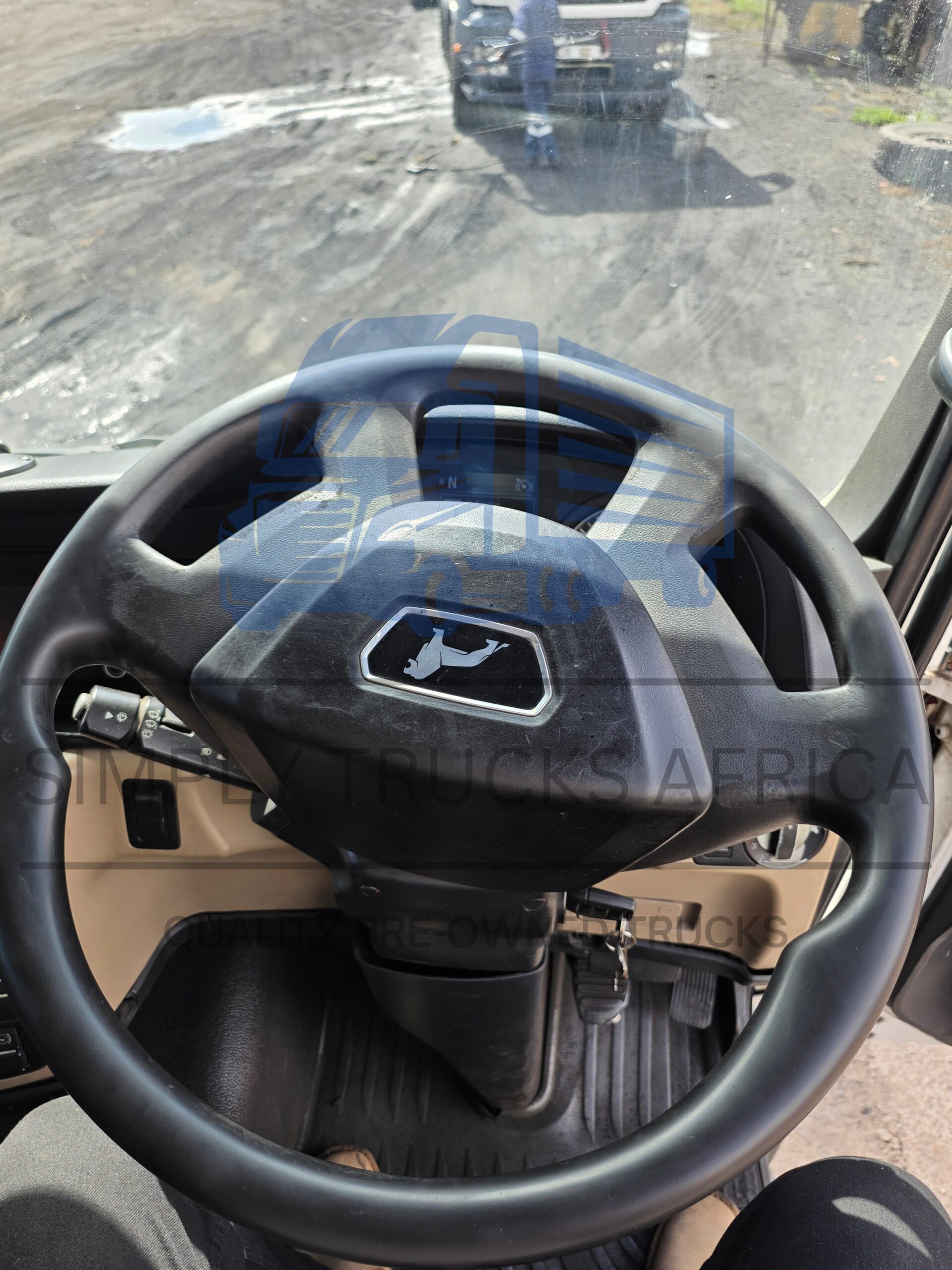 2018 MAN TGS 27.440 6x4 Truck Tractor - interior