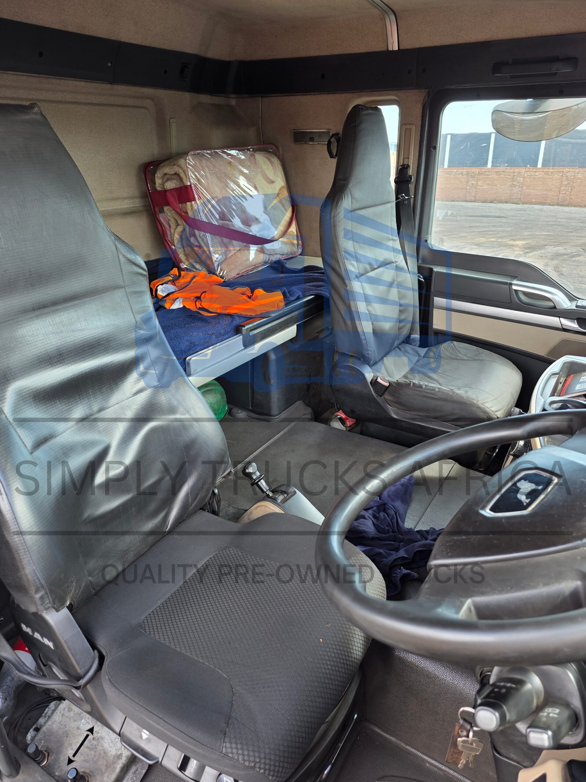 2018 MAN TGS 27.440 6x4 Truck Tractor - interior