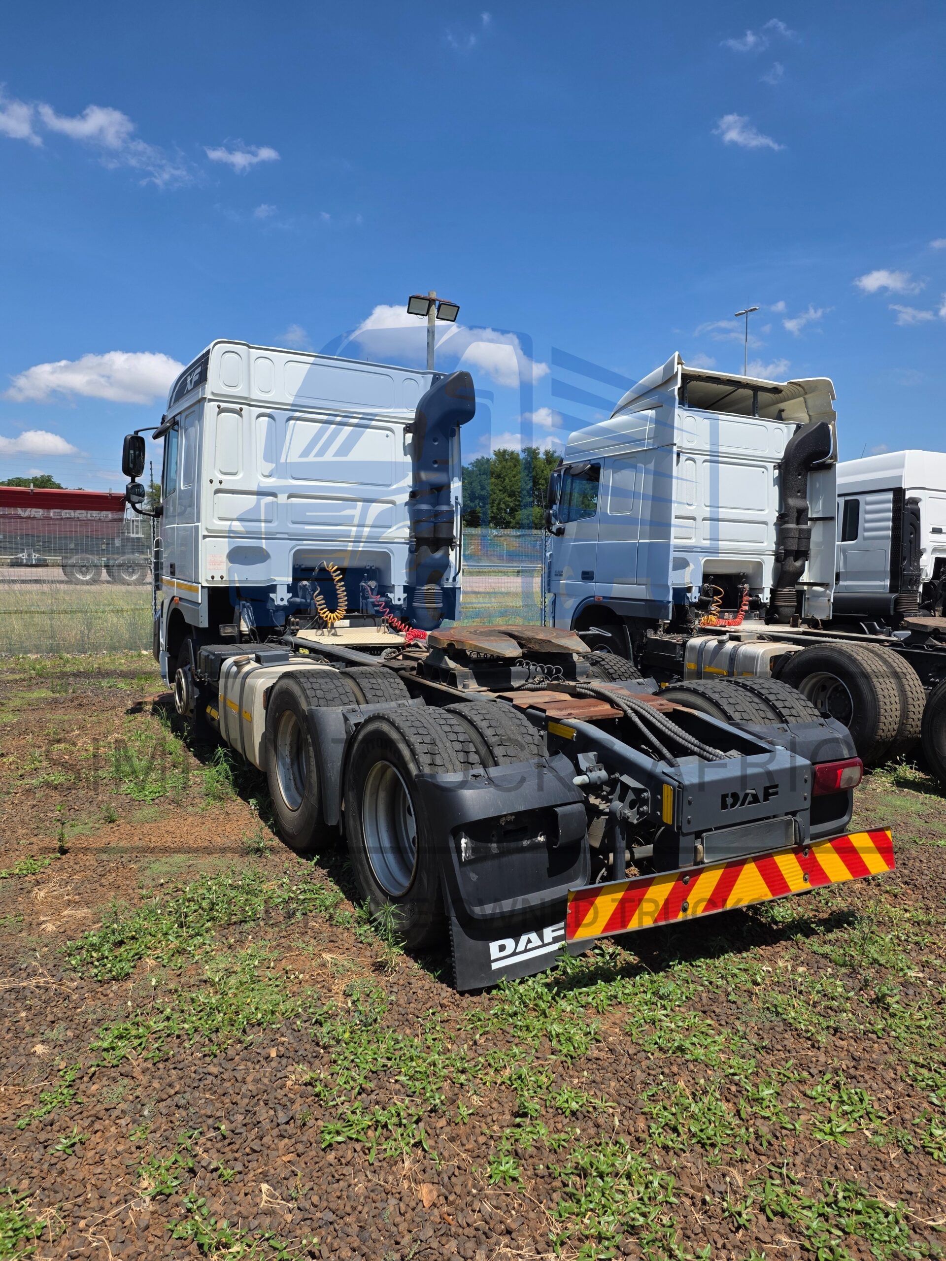 2019 DAF XF 105.460 6x4 Truck Tractor - rear view