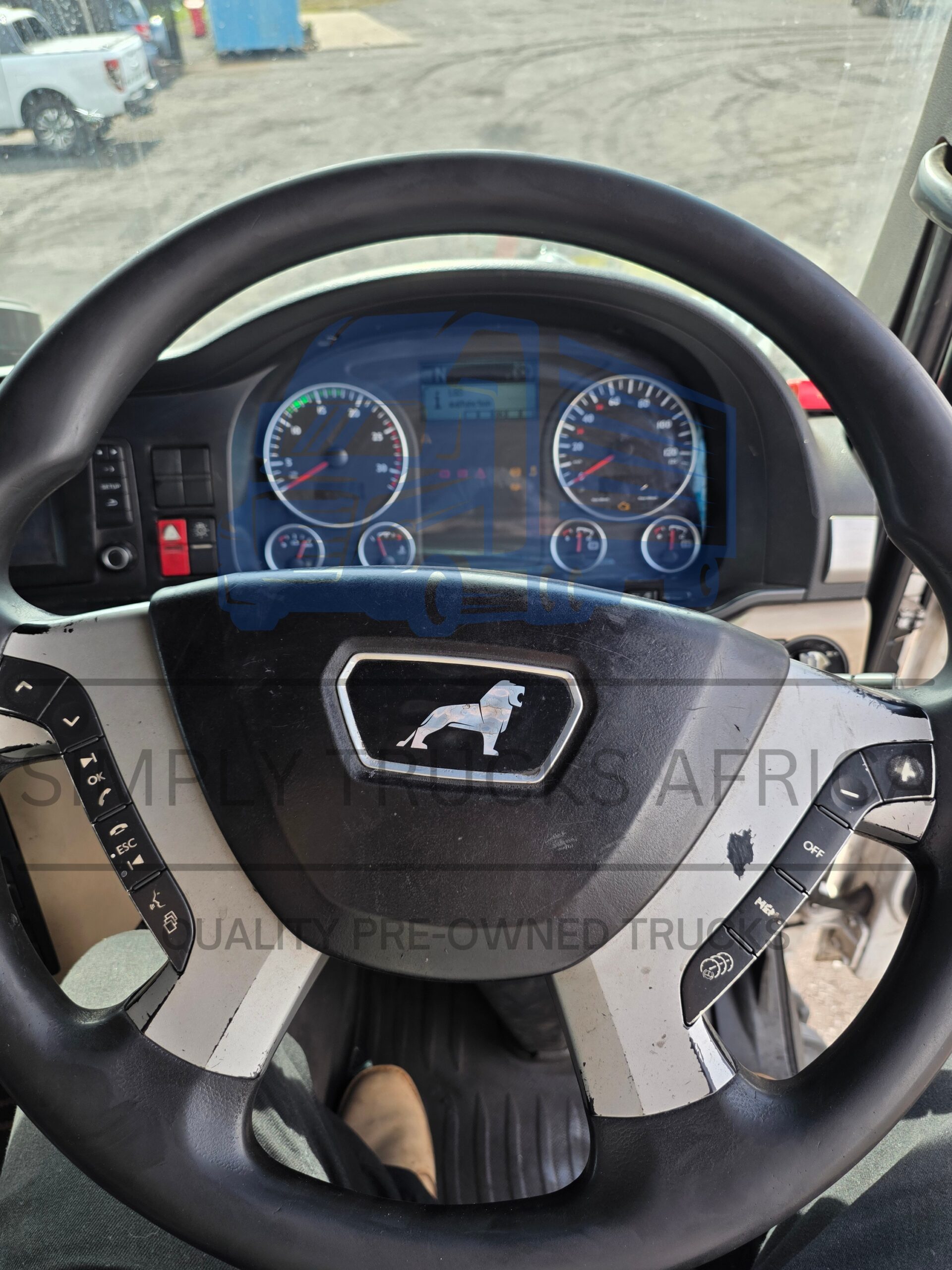 2019 MAN TGS 26.440 6x4 truck tractor - interior