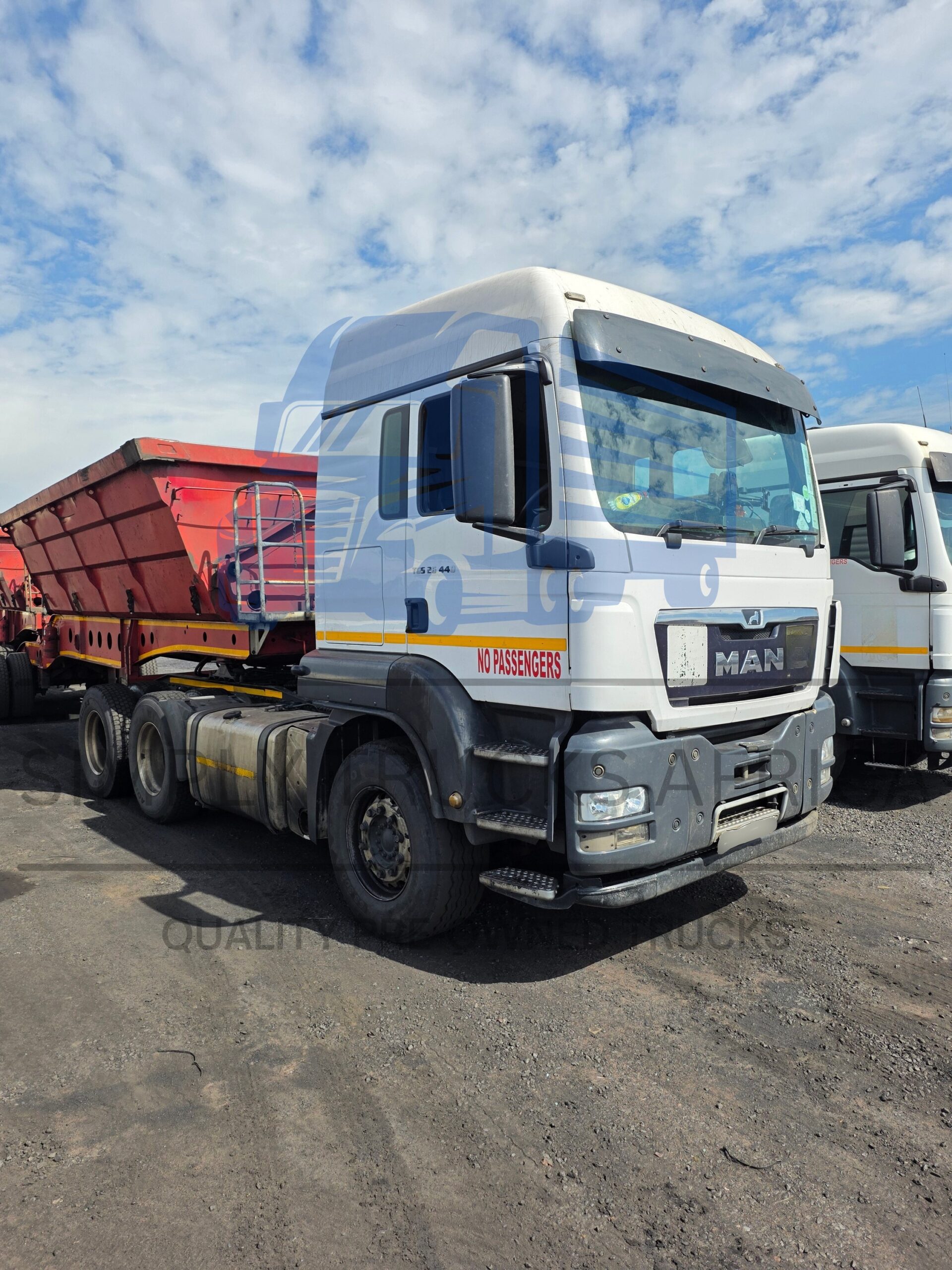 2019 MAN TGS 26.440 6x4 truck tractor - front view