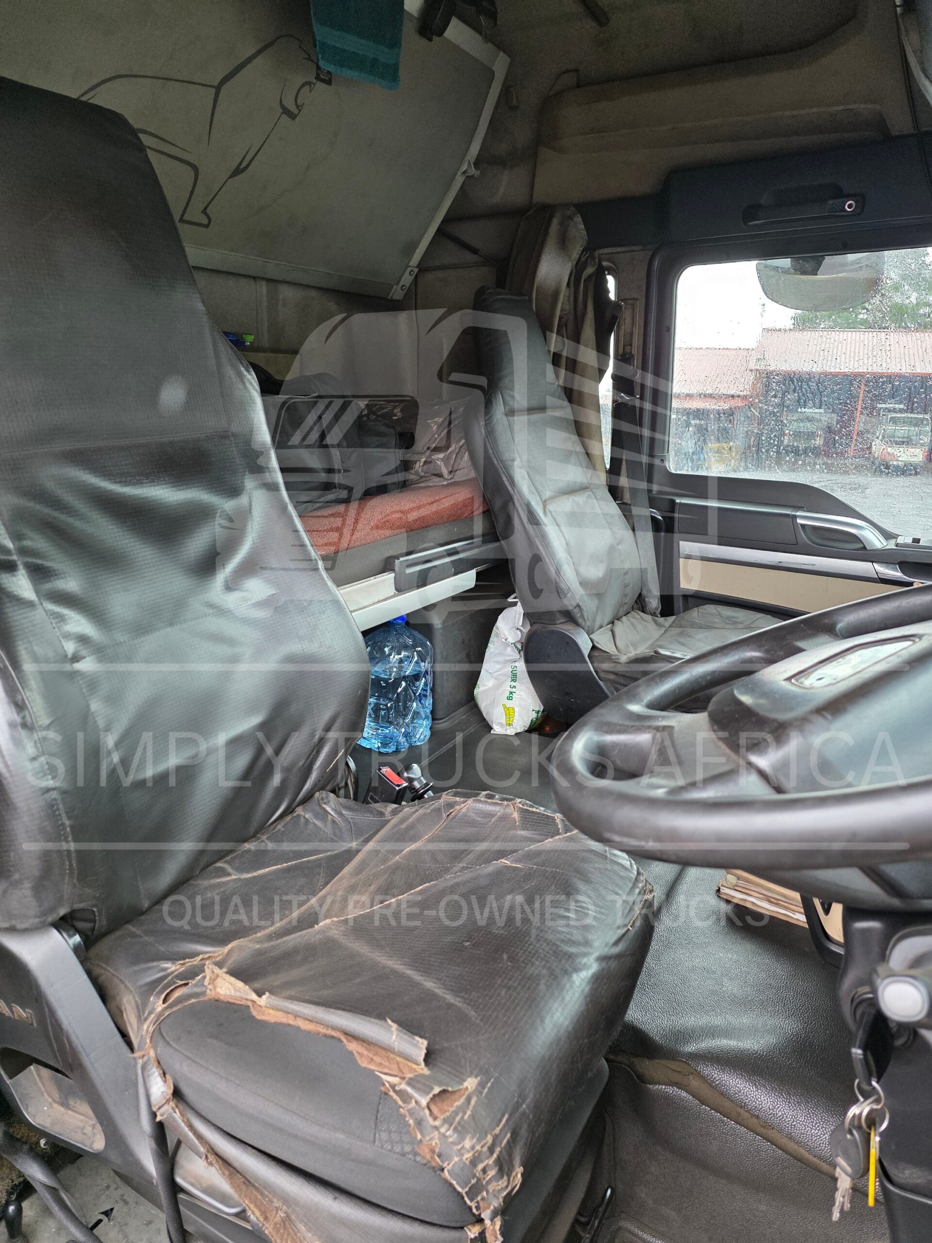 2019 MAN TGS 27.480 6x4 Truck Tractor - interior