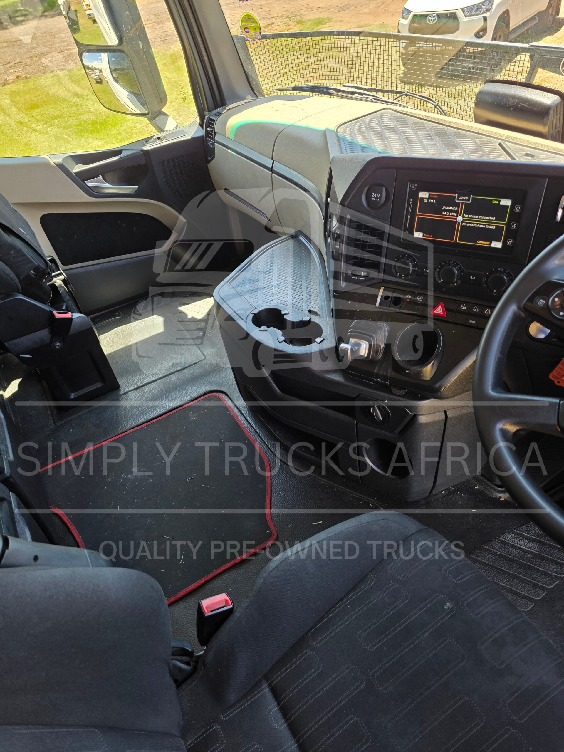 2019 Mercedes-Benz Actros 2645 Standard 6x4 Truck Tractor - interior