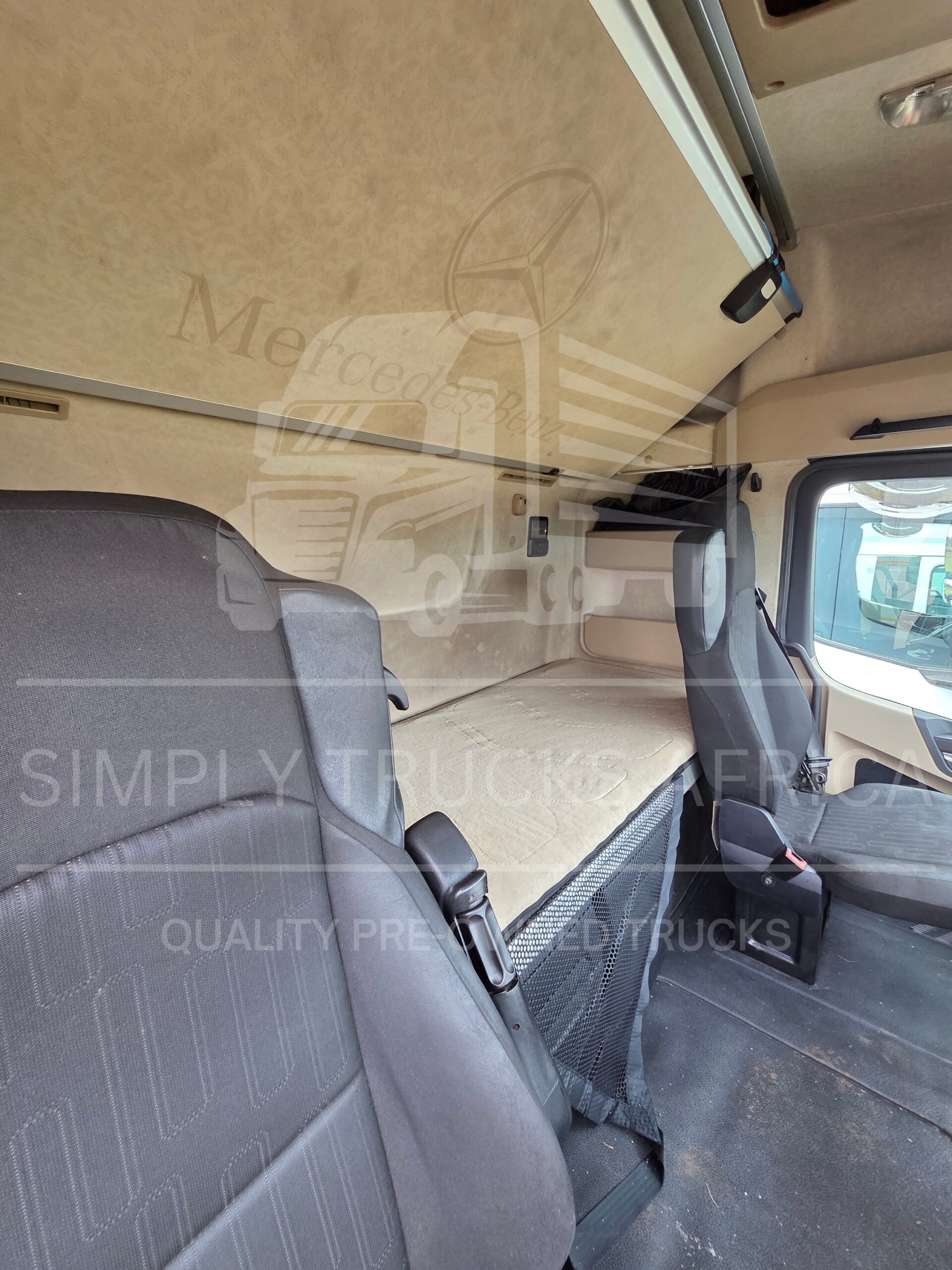 2018 Mercedes-Benz Actros 2645 Standard 6x4 Truck Tractor - interior