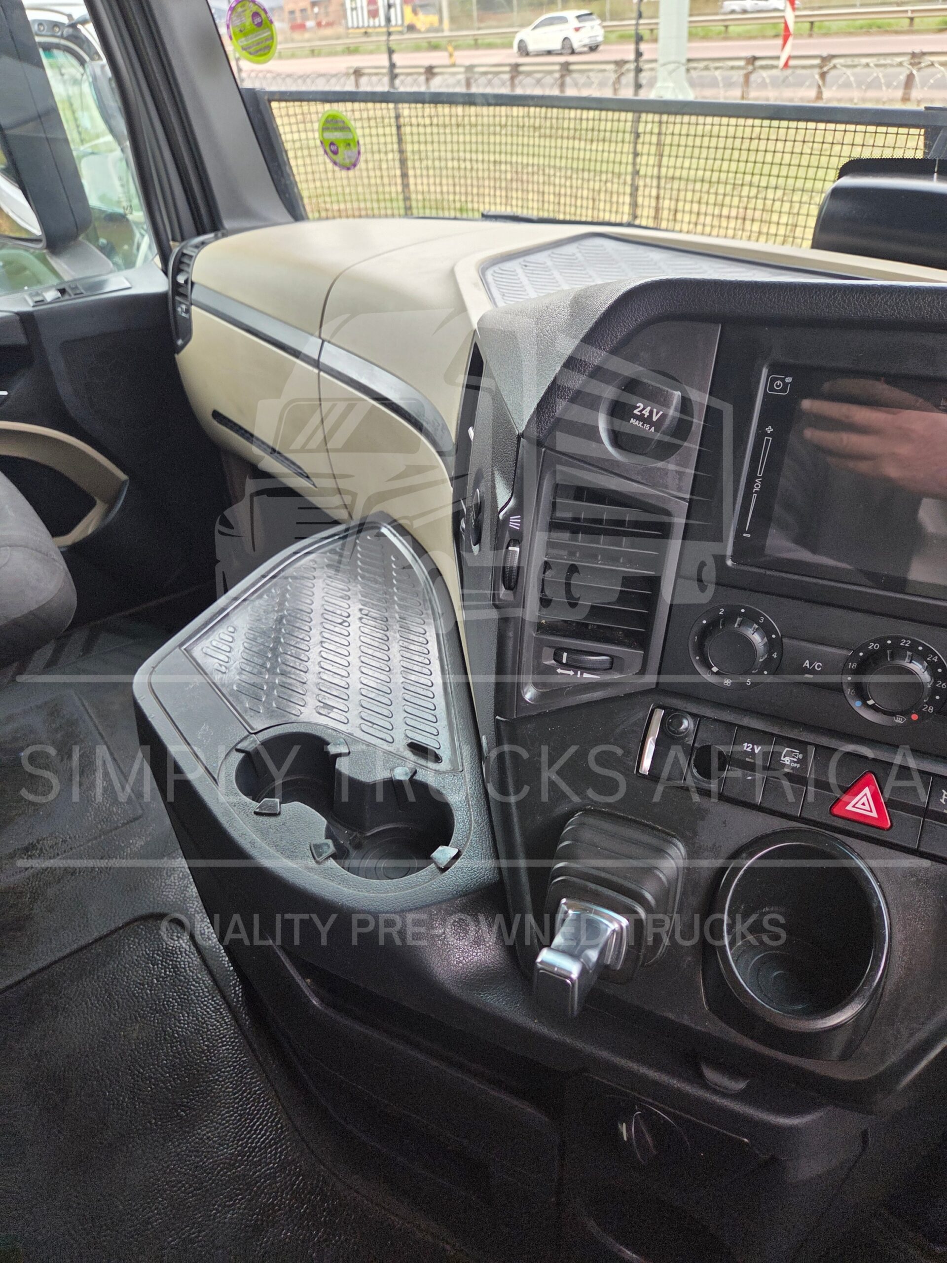 2018 Mercedes-Benz Actros 2645 Standard 6x4 Truck Tractor - interior