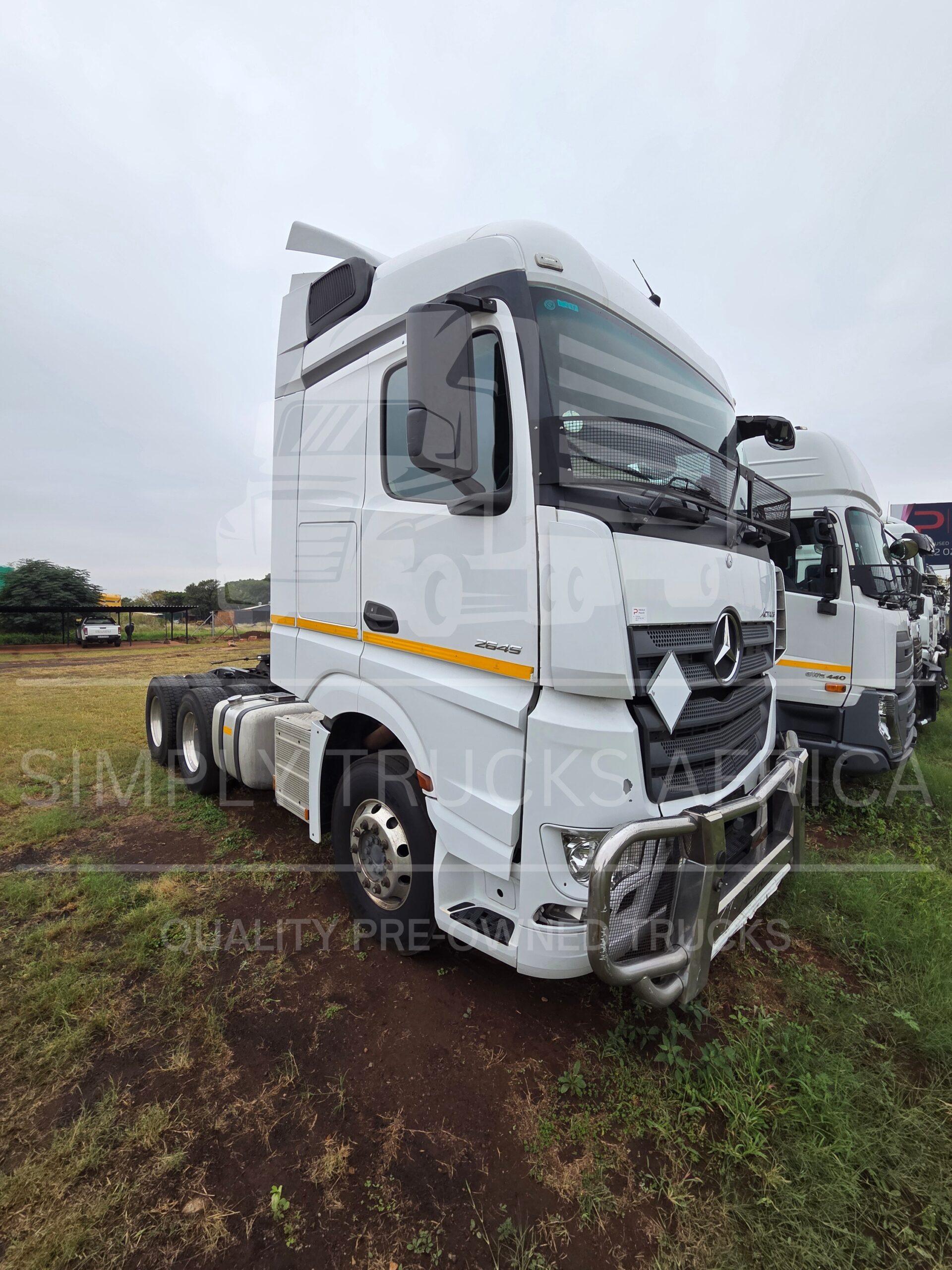 2018 Mercedes-Benz Actros 2645 Standard 6x4 Truck Tractor - front view