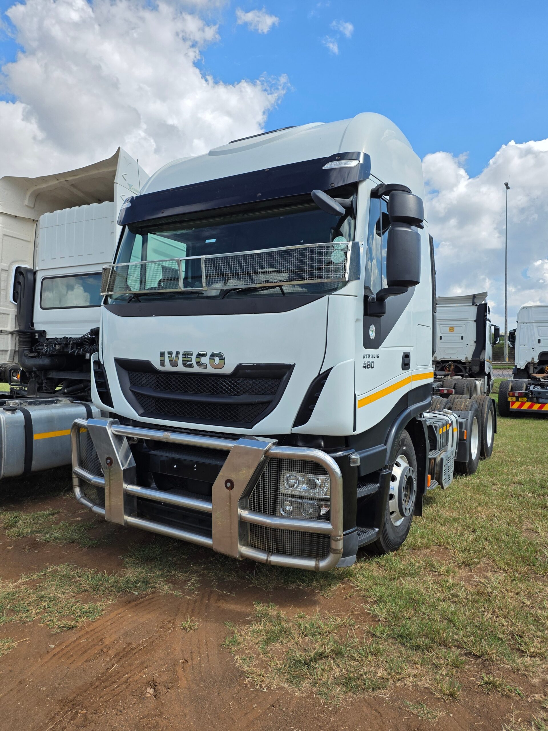 2021-Iveco-Stralis-480-6x4-Truck-Tractor-0