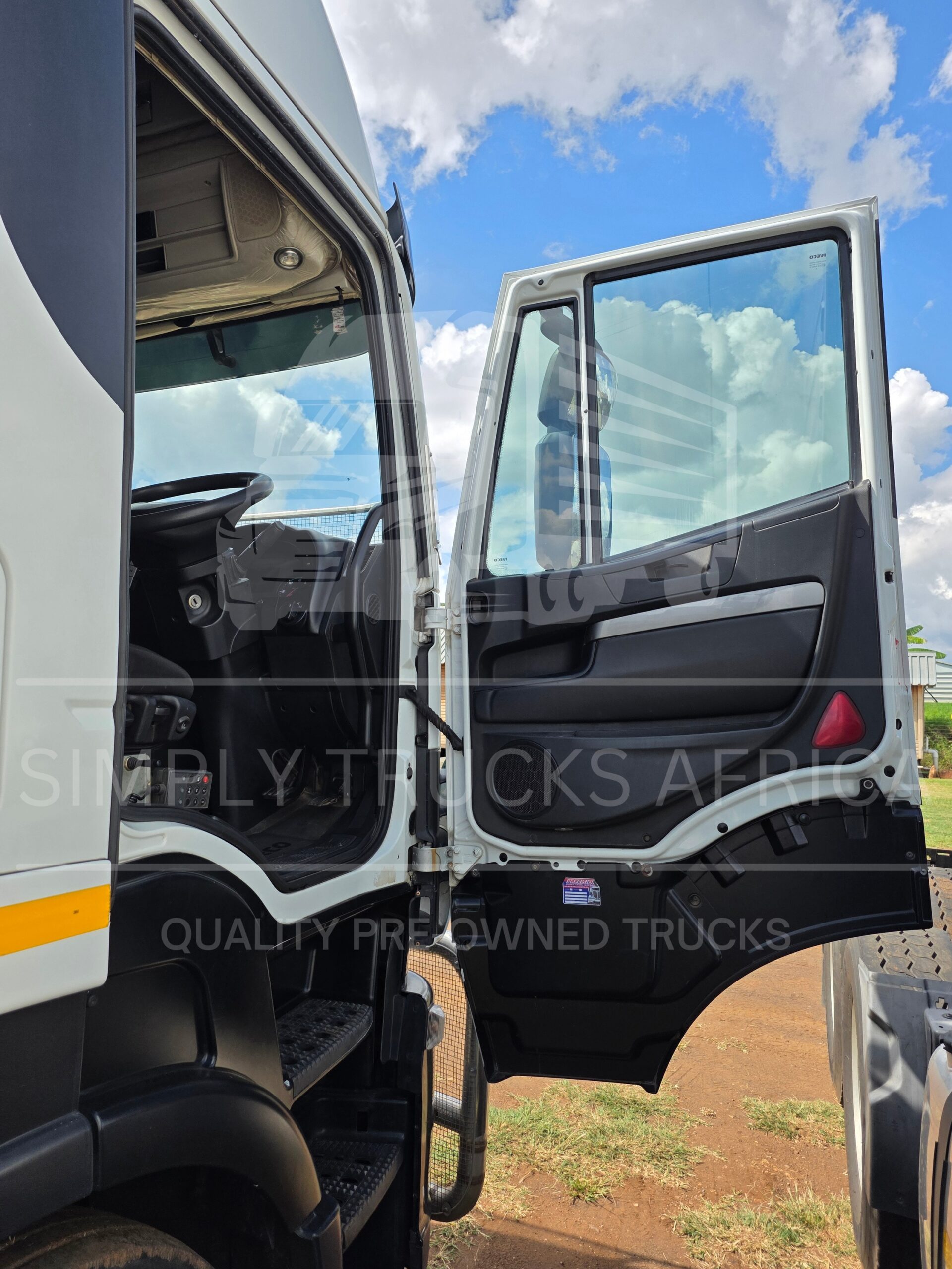 2021 Iveco Stralis 480 6x4 truck tarctor - door