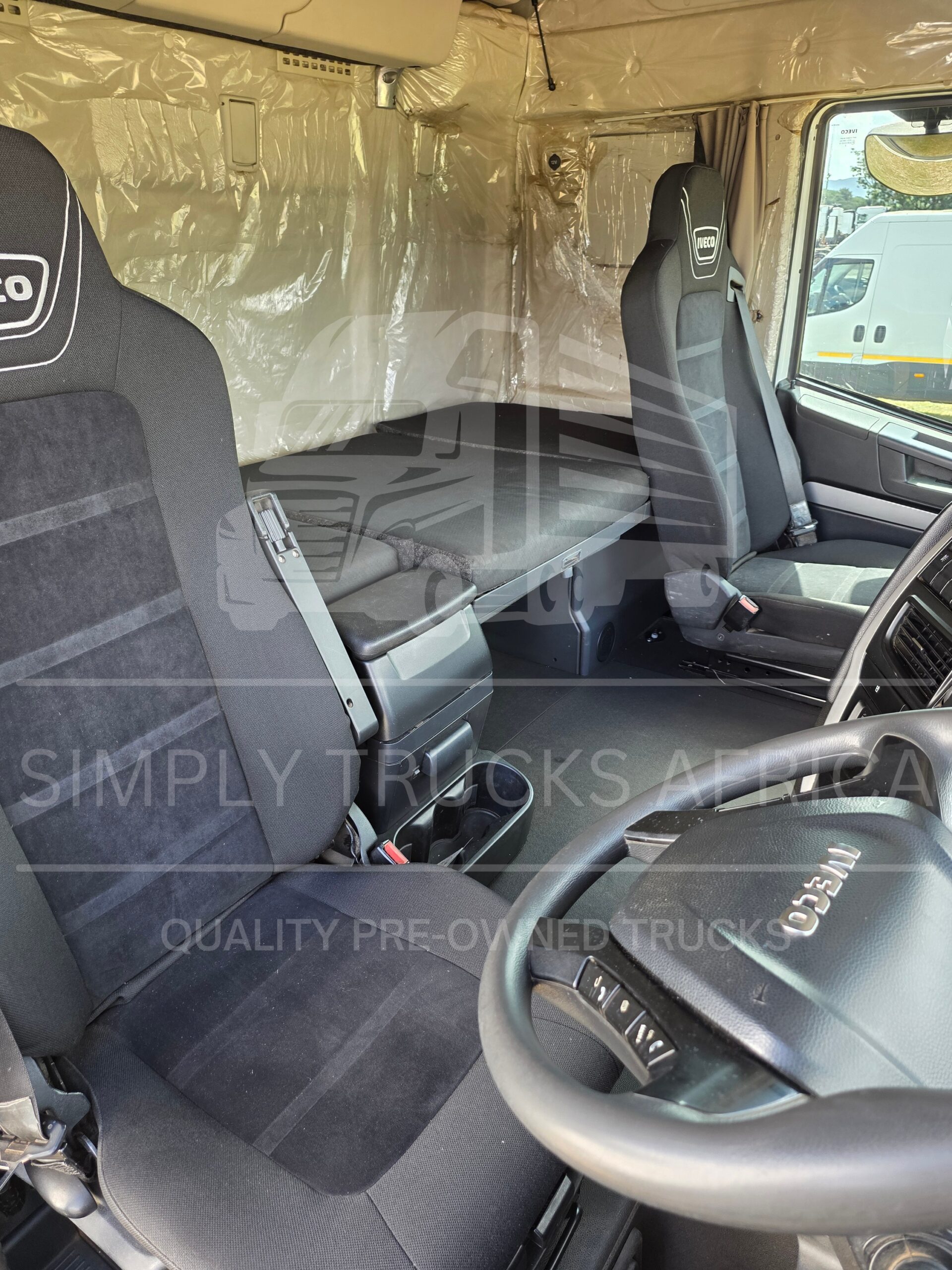 2021 Iveco Stralis 480 6x4 truck tarctor - interior