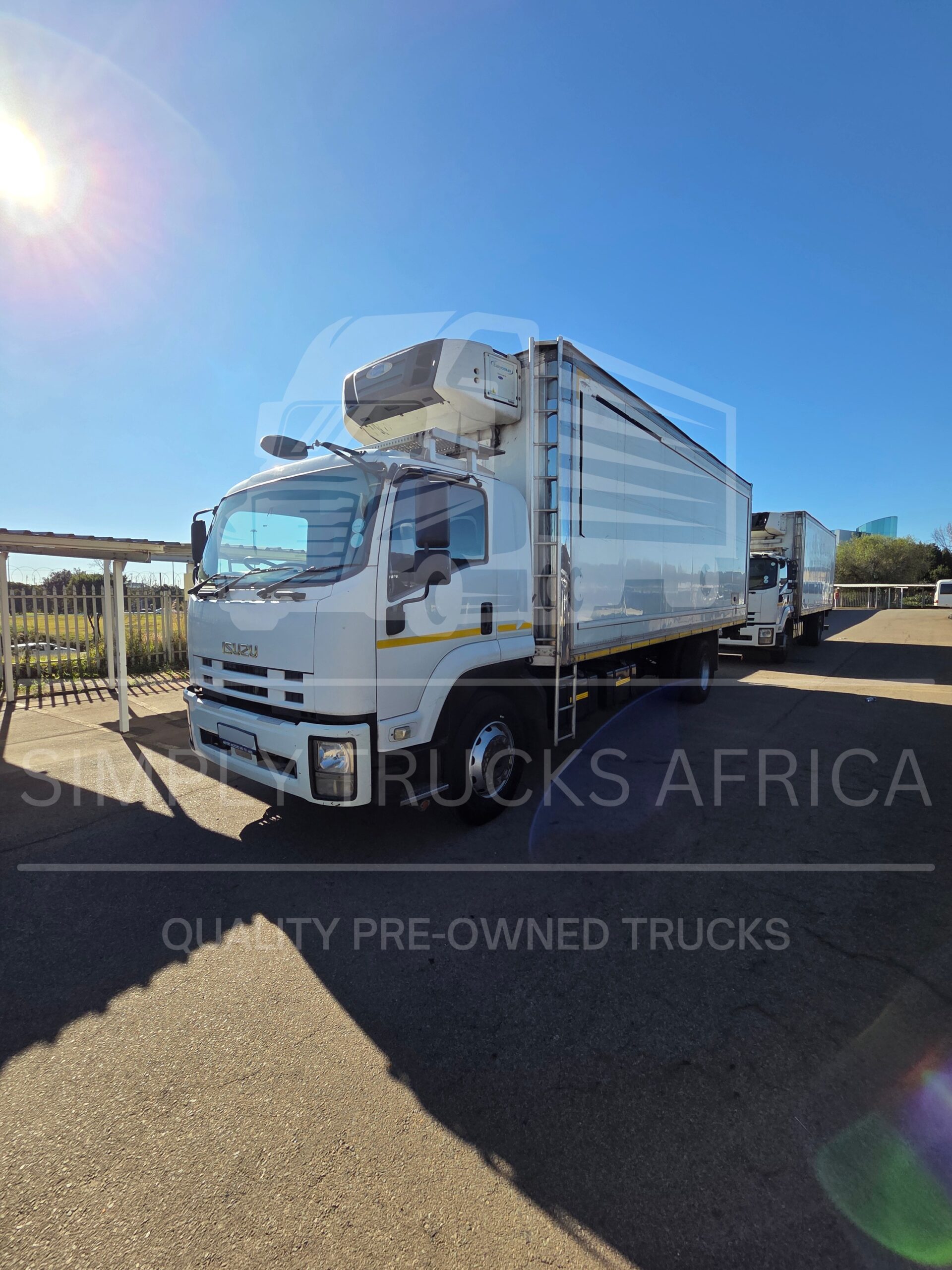 2016 Isuzu FTR 850 AMT Refrigerated Body - Front view