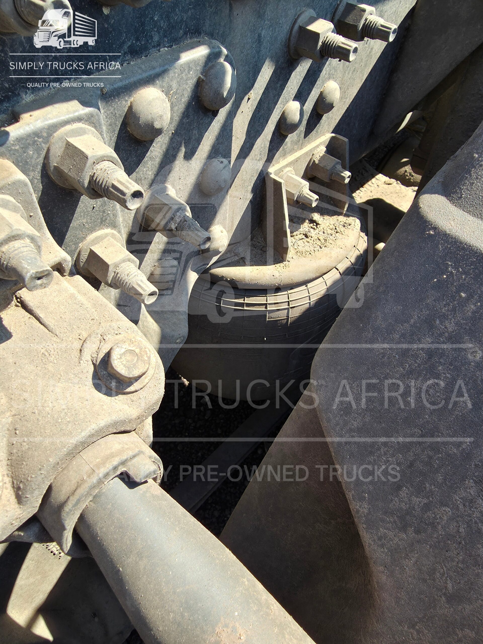 2021-UD-Quon-GW-26-460-6x4-Truck-Tractor-9 2021 UD Quon GW 26-460 6x4 Truck Tractor - air suspension