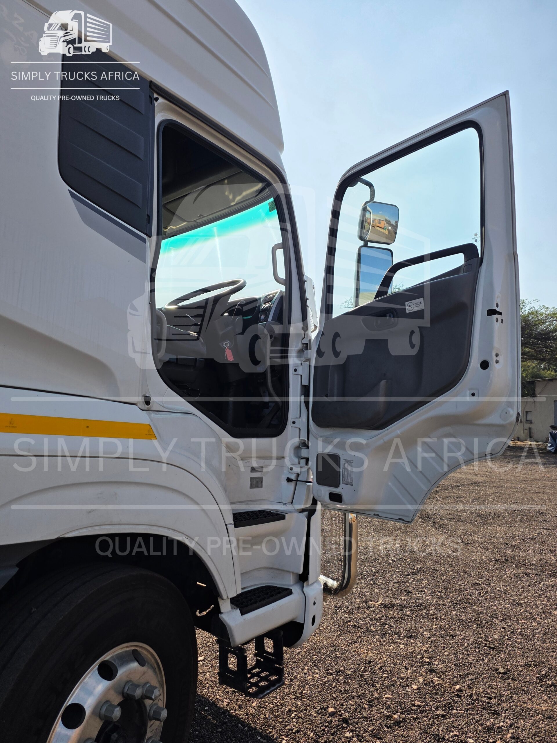 2021 UD Quester GWE 440 6x4 Truck Tractor