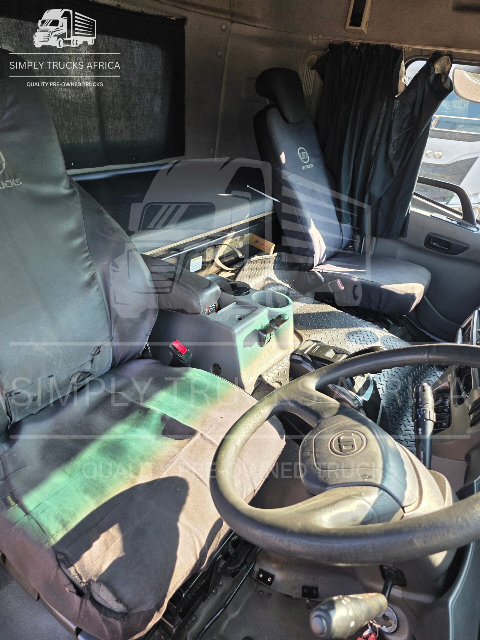 2021 UD Quester GWE 440 6x4 Truck Tractor