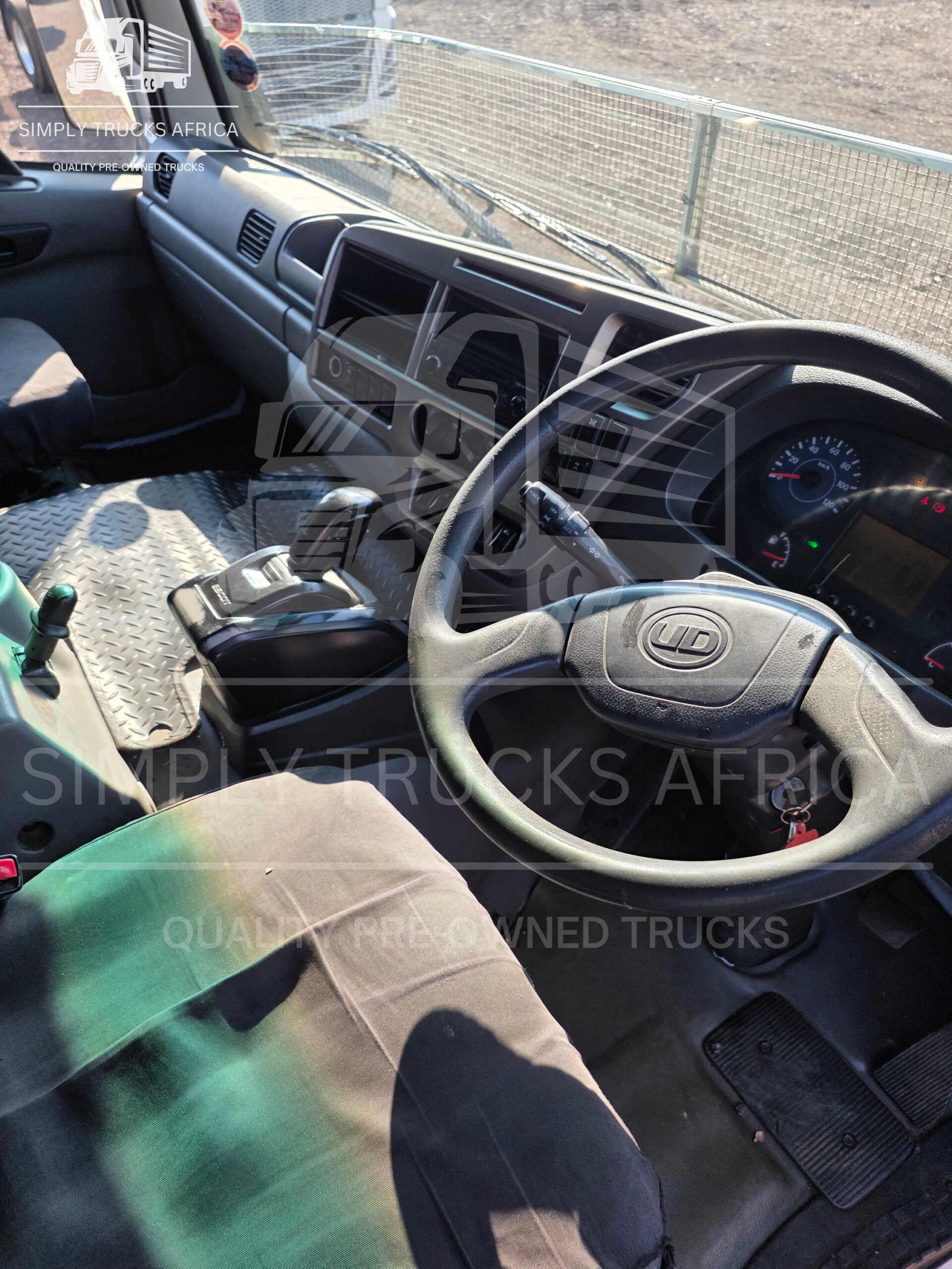 2021 UD Quester GWE 440 6x4 Truck Tractor
