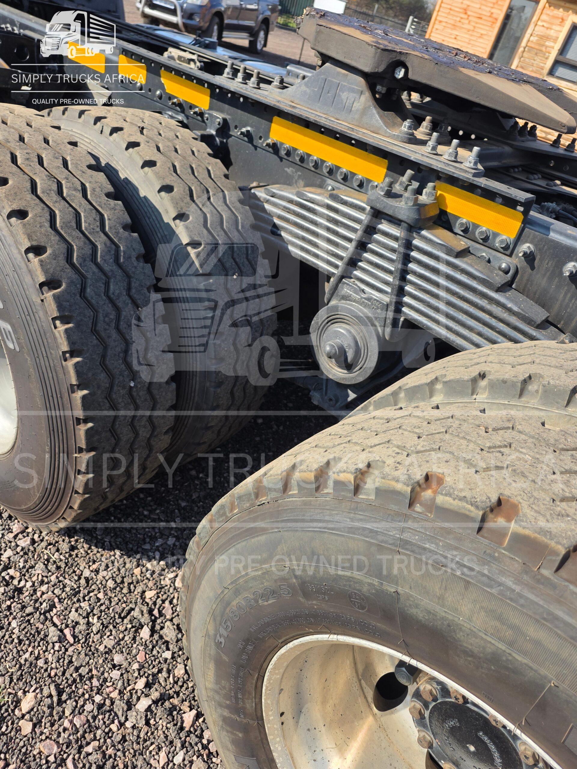 2021 UD Quester GWE 440 6x4 Truck Tractor