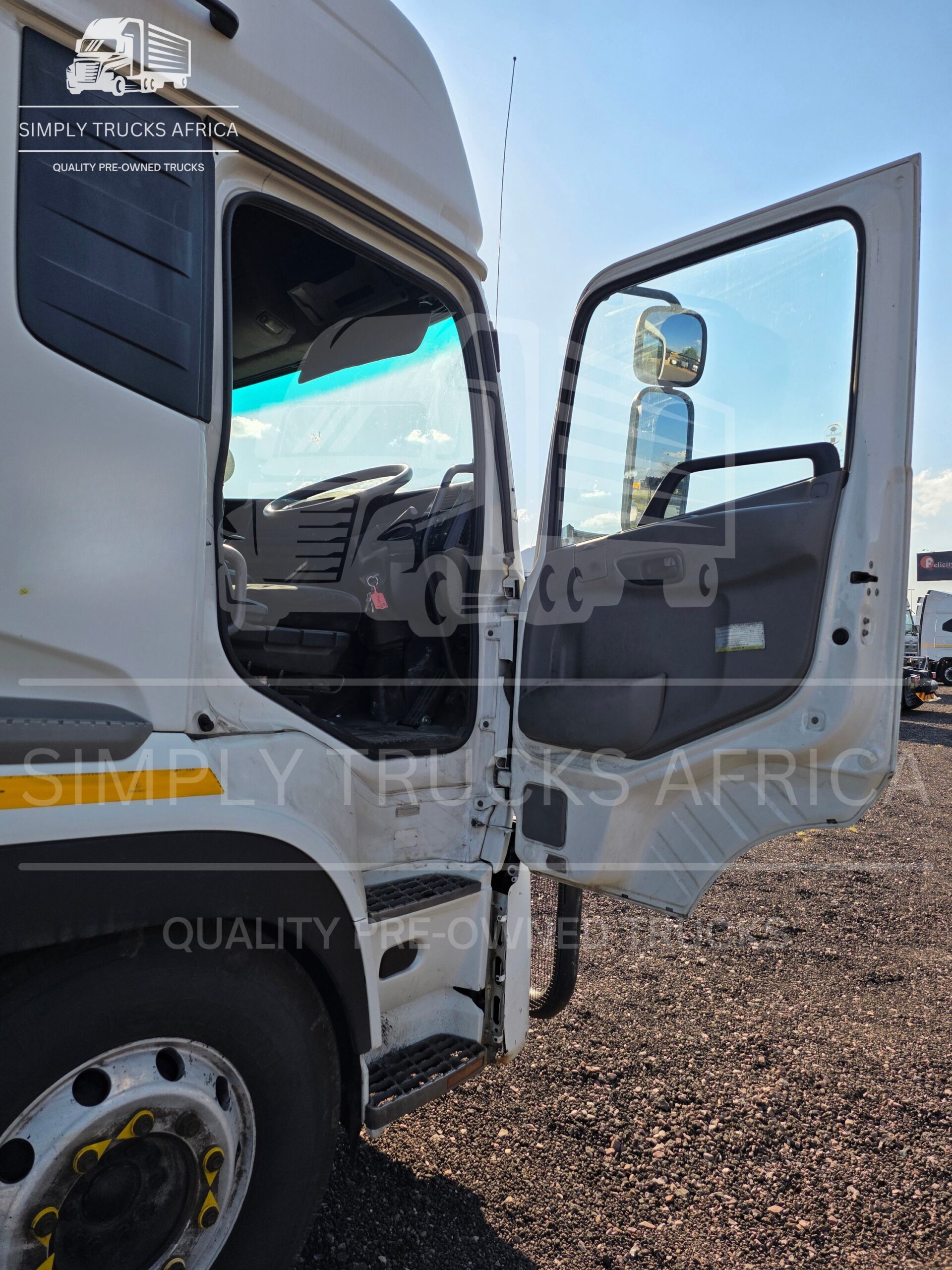 2021-UD-Quon-GW-26-460-6x4-Truck-Tractor-11 2021 UD Quon GW 26-460 6x4 Truck Tractor