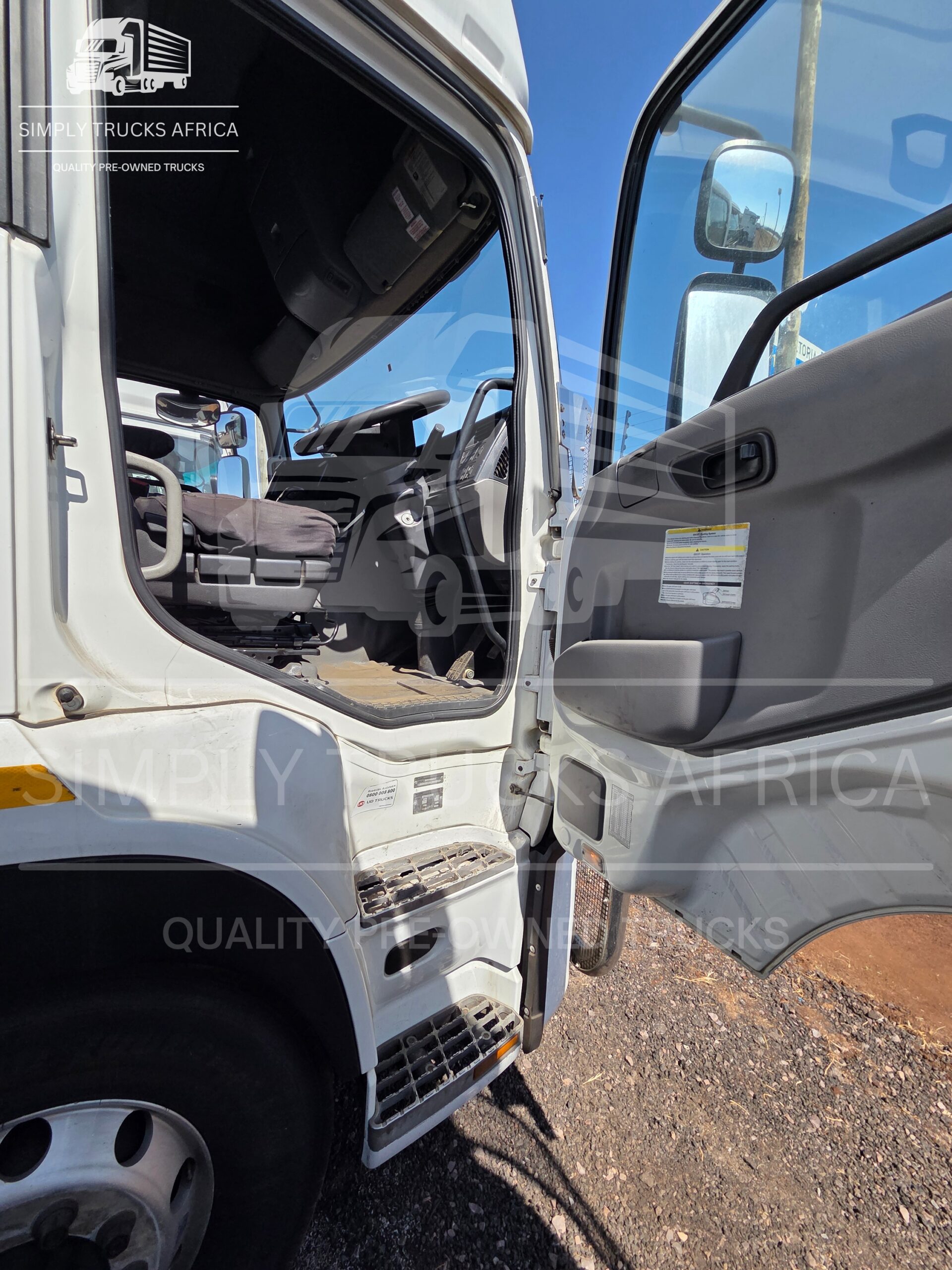 2021 UD Quon GW 26-460 6x4 Truck Tractor