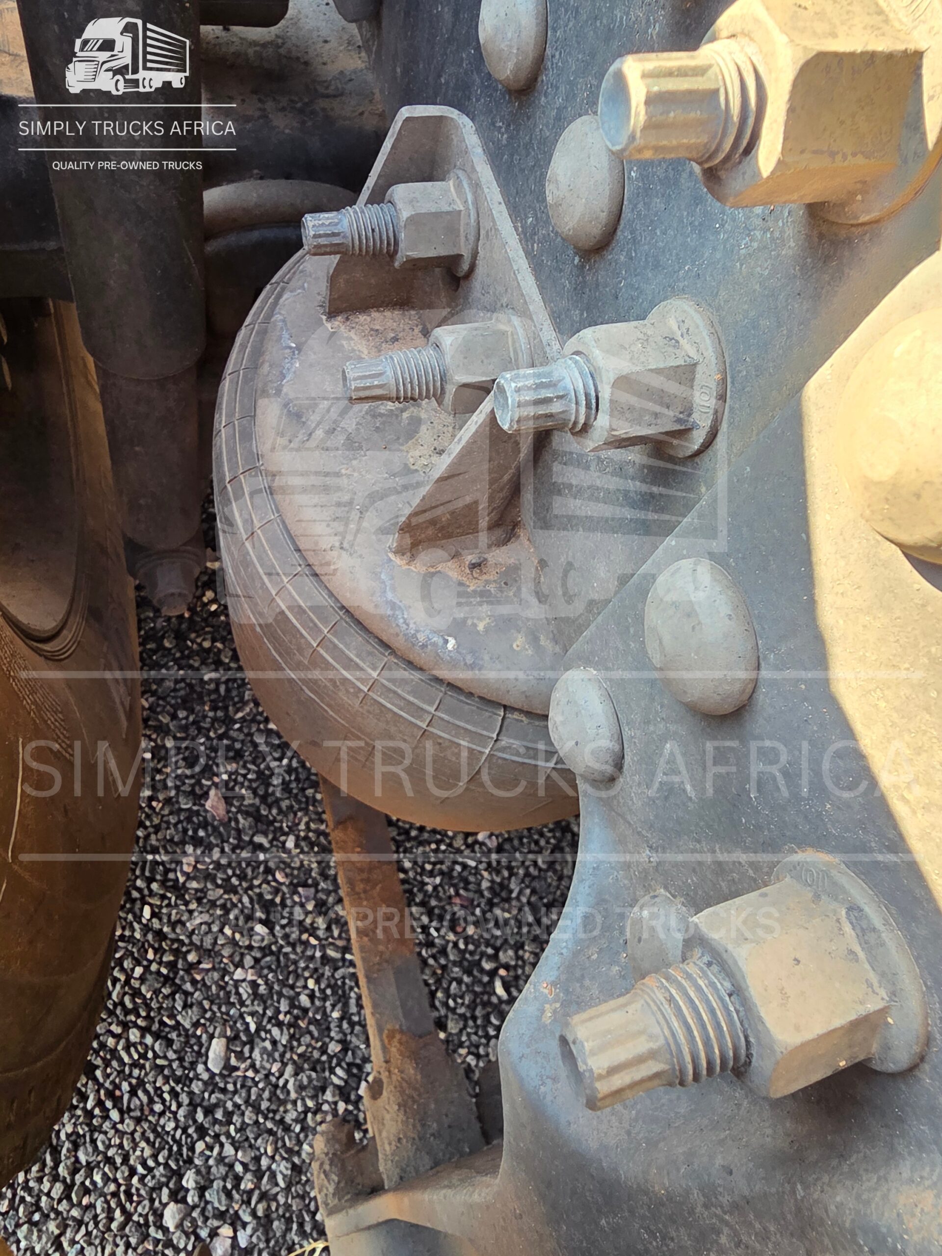 2021-UD-Quon-GW-26-460-6x4-Truck-Tractor-9 2021 UD Quon GW 26-460 6x4 Truck Tractor