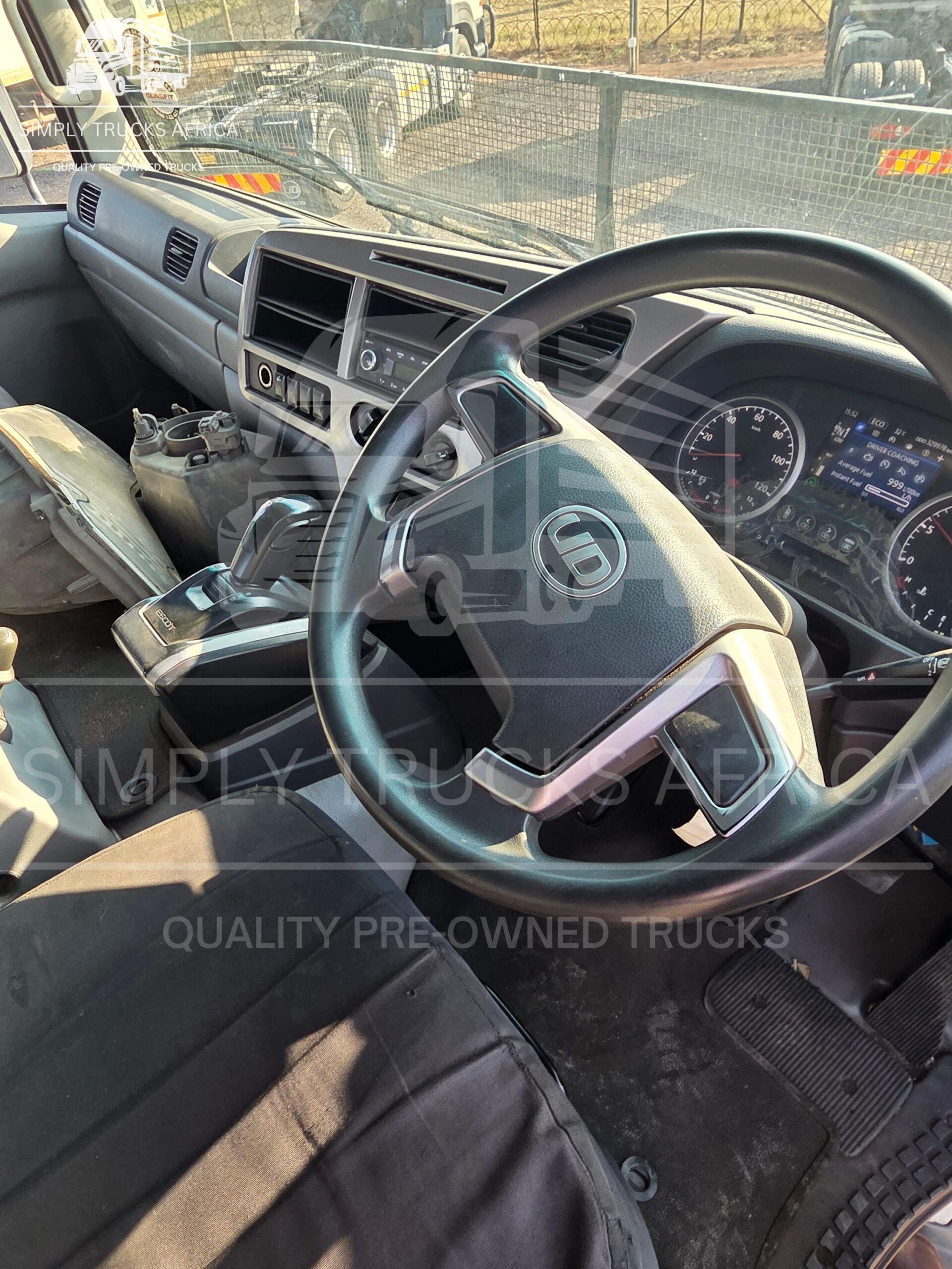 2022 UD Quester GWE 440 6x4 Truck Tractor