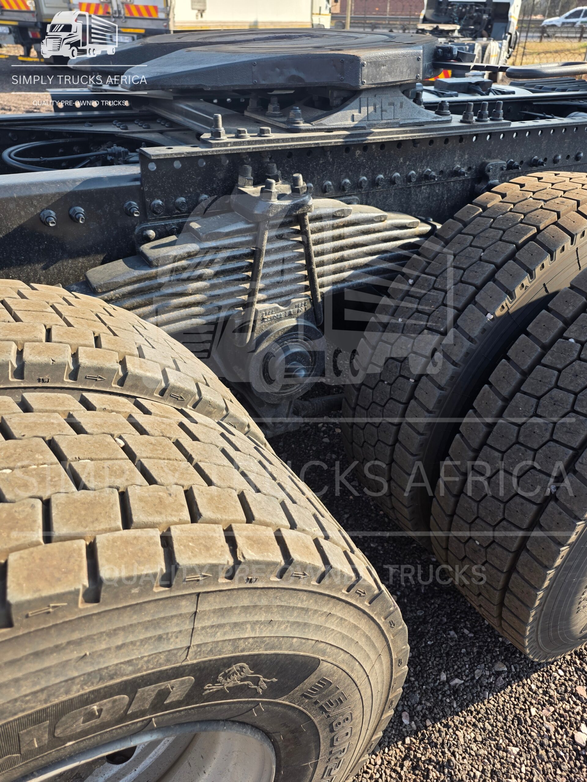 2022 UD Quester GWE 440 6x4 Truck Tractor