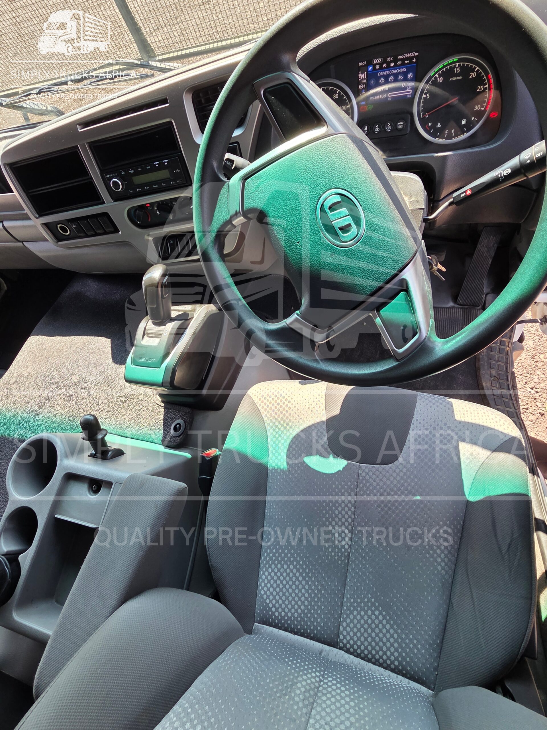 2024-UD-Quester-GWE-460-6x4-Truck-Tractor-13 2024 UD Quester GWE 460 6x4 Truck Tractor