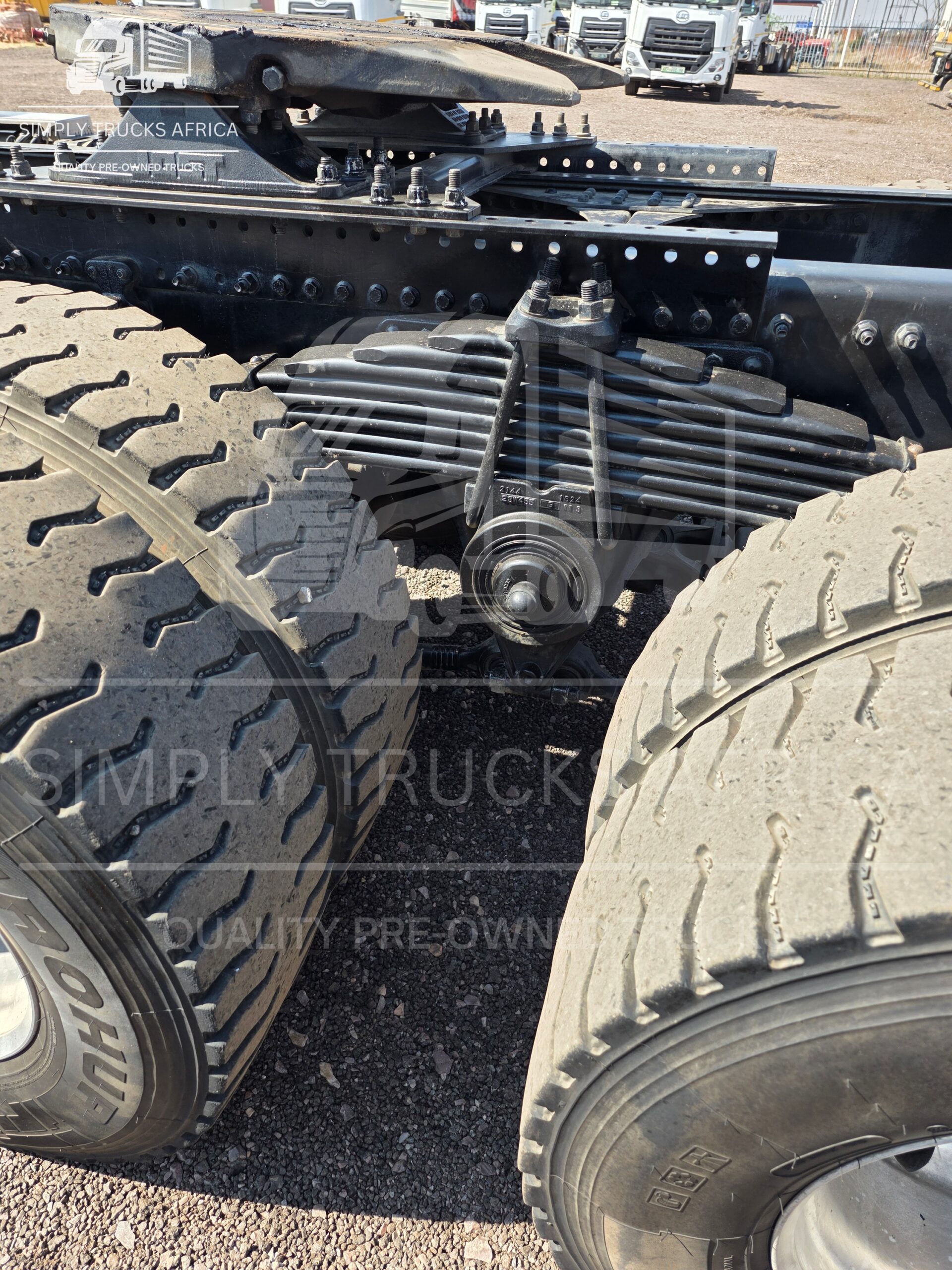 2024-UD-Quester-GWE-460-6x4-Truck-Tractor-7 2024 UD Quester GWE 460 6x4 Truck Tractor