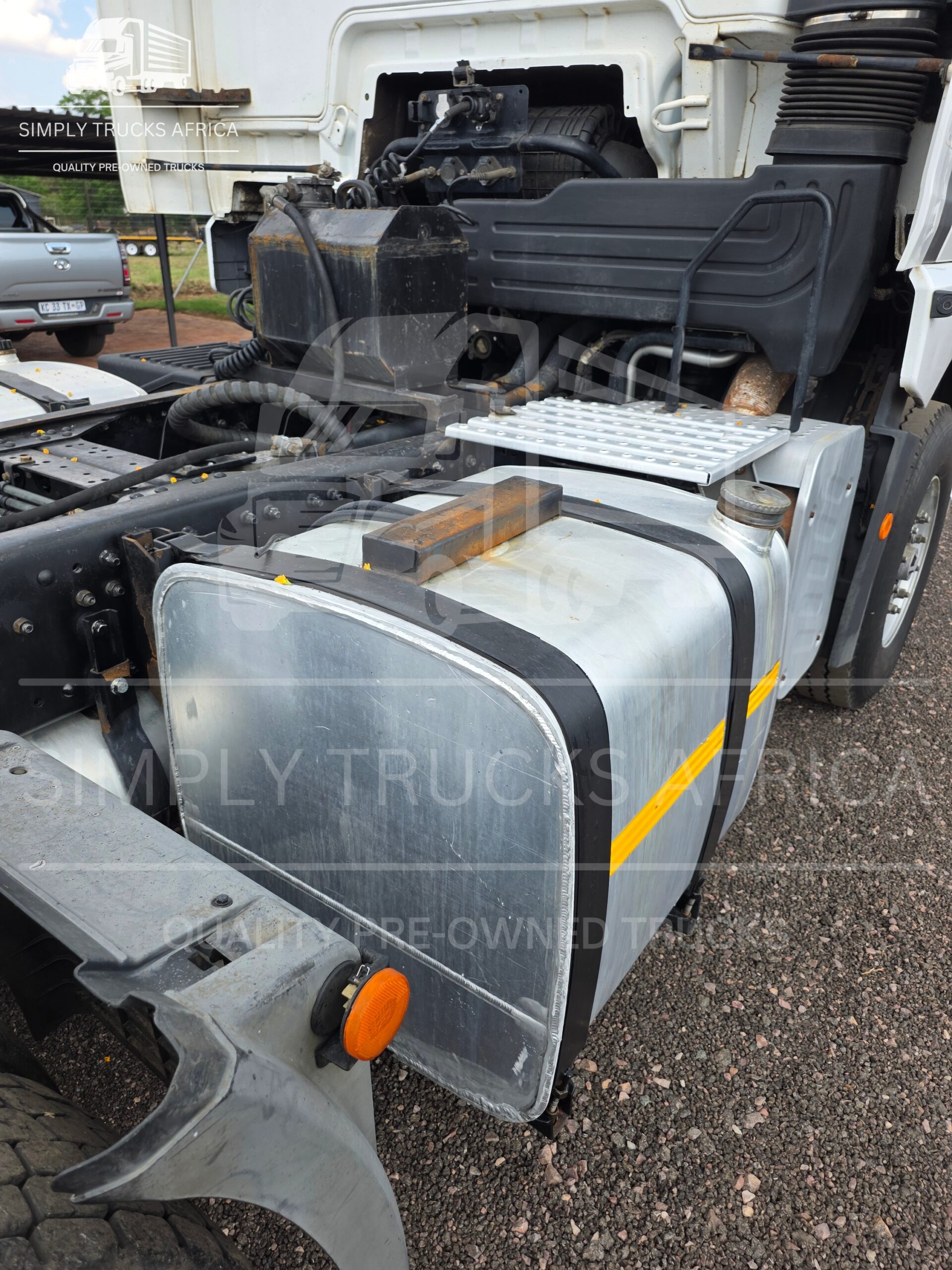 2022 FAW JH6 28.500 FT 6x4 Truck Tractor