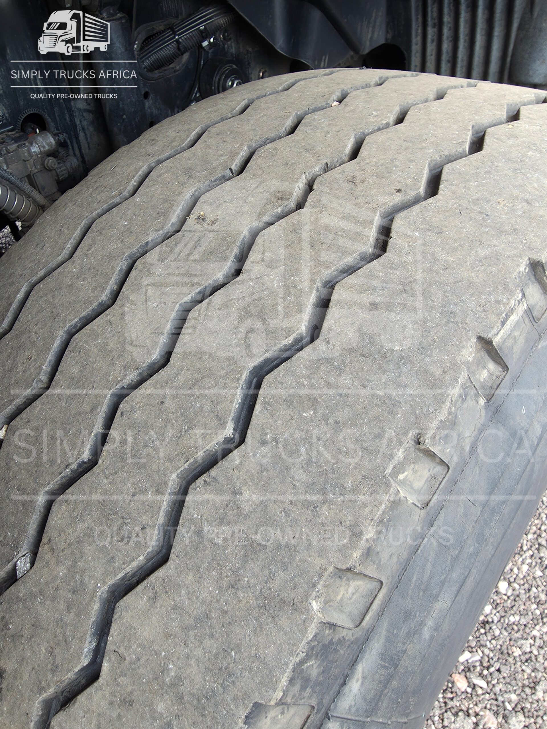2022 FAW JH6 28.500 FT 6x4 Truck Tractor