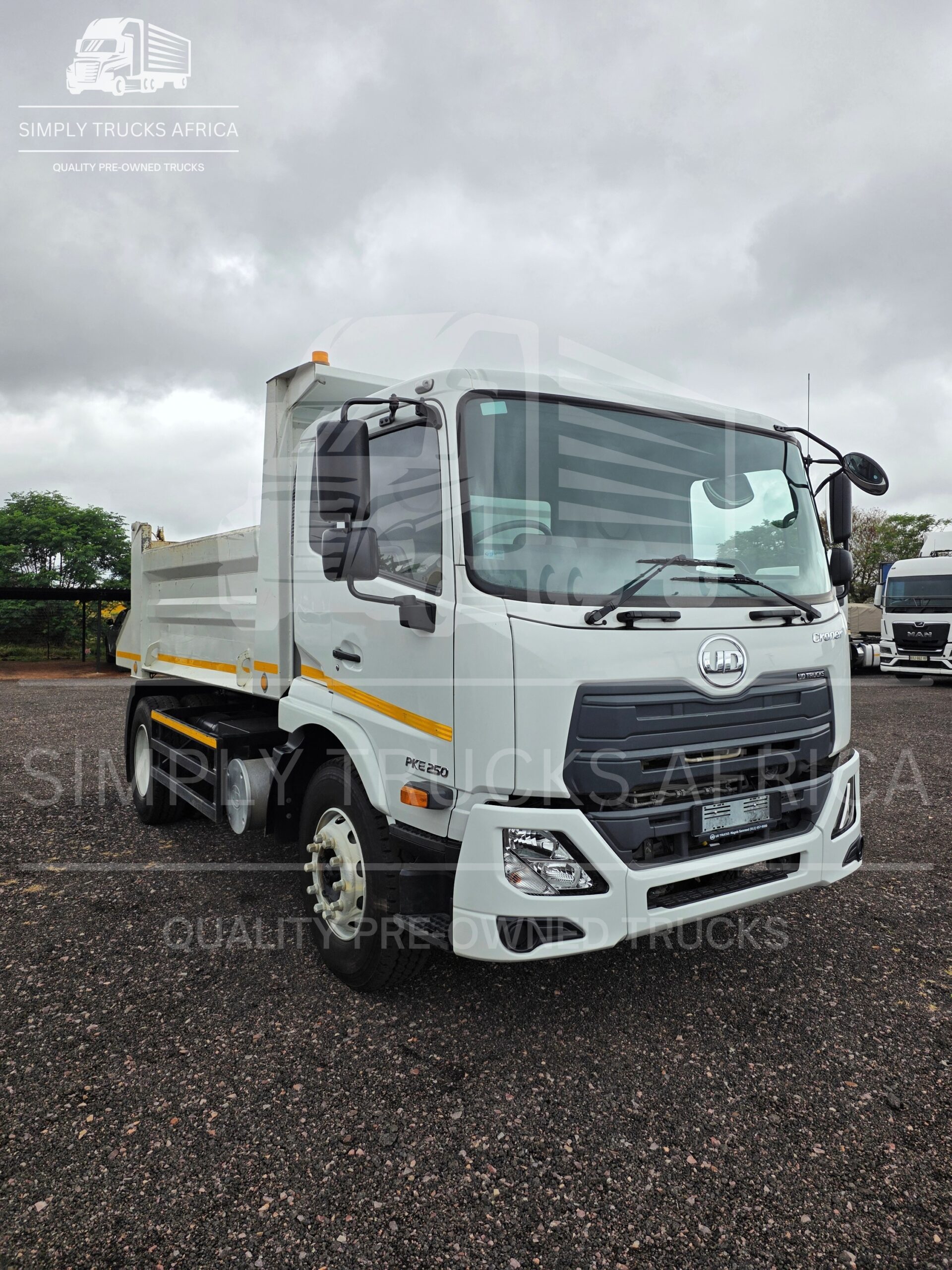 2024 UD Croner PKE 250 6 Cube Tipper