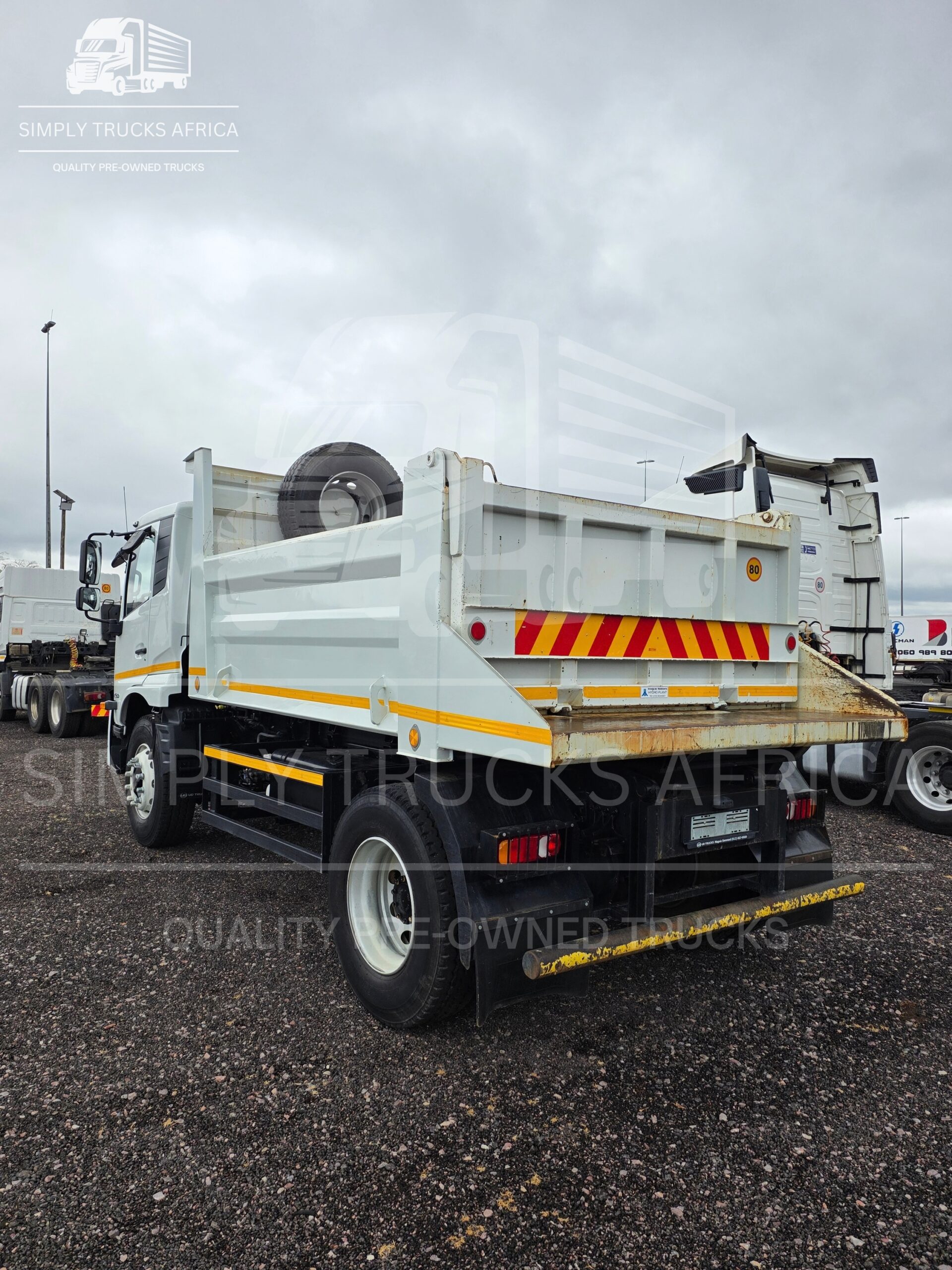 2024 UD Croner PKE 250 6 Cube Tipper